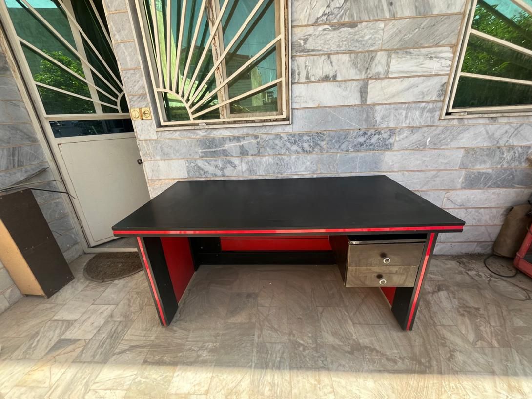 میز اداری دست ساز محکم|مبلمان اداری|نظرآباد, نظرآباد|دیوار