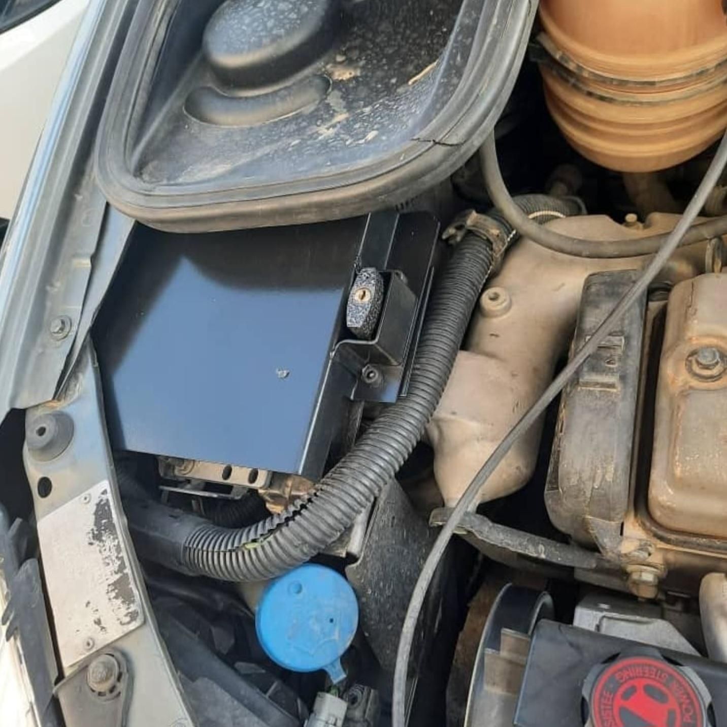 سوییچ مخفی ریموت دار محافظ و ضد سرقت خودرو|قطعات یدکی و لوازم جانبی|کرج, شهرک بنفشه|دیوار