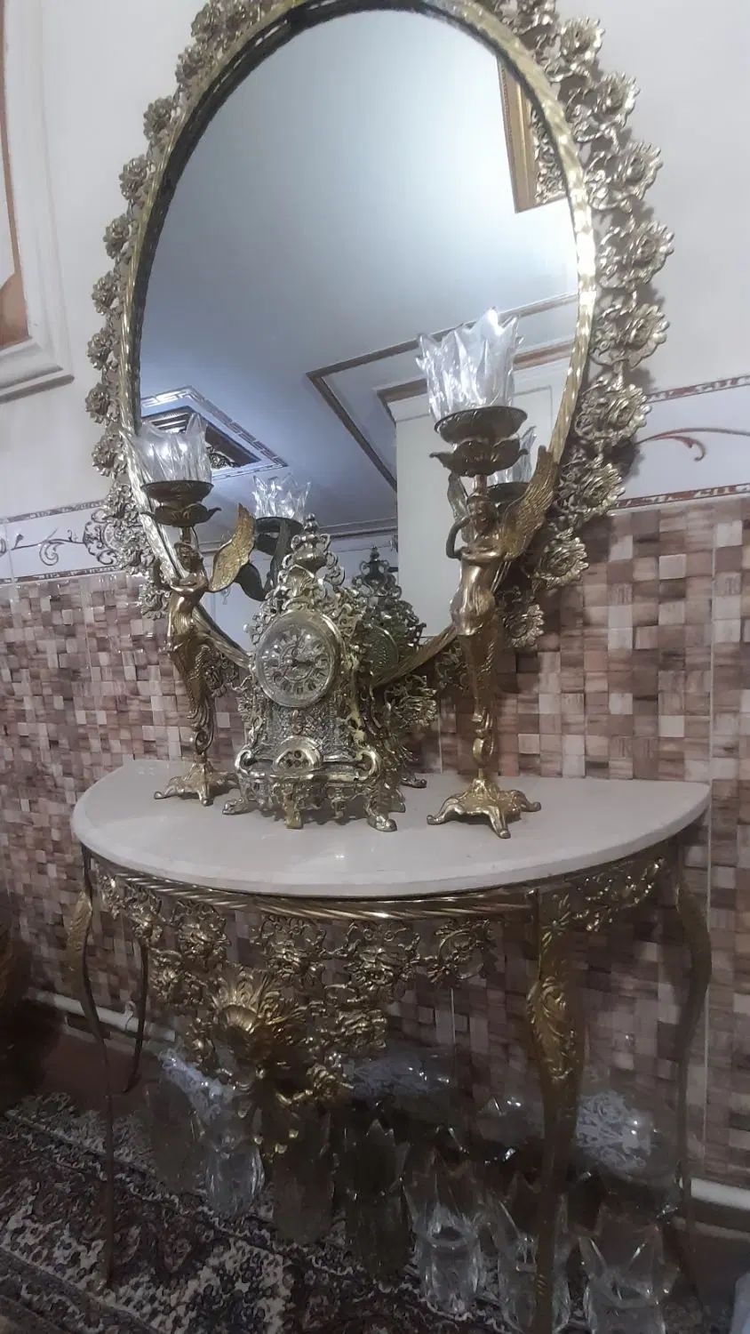 اینه کنسول برنزی برنجی|صنایع دستی و سایر لوازم تزئینی|کرج, اخگرآباد|دیوار