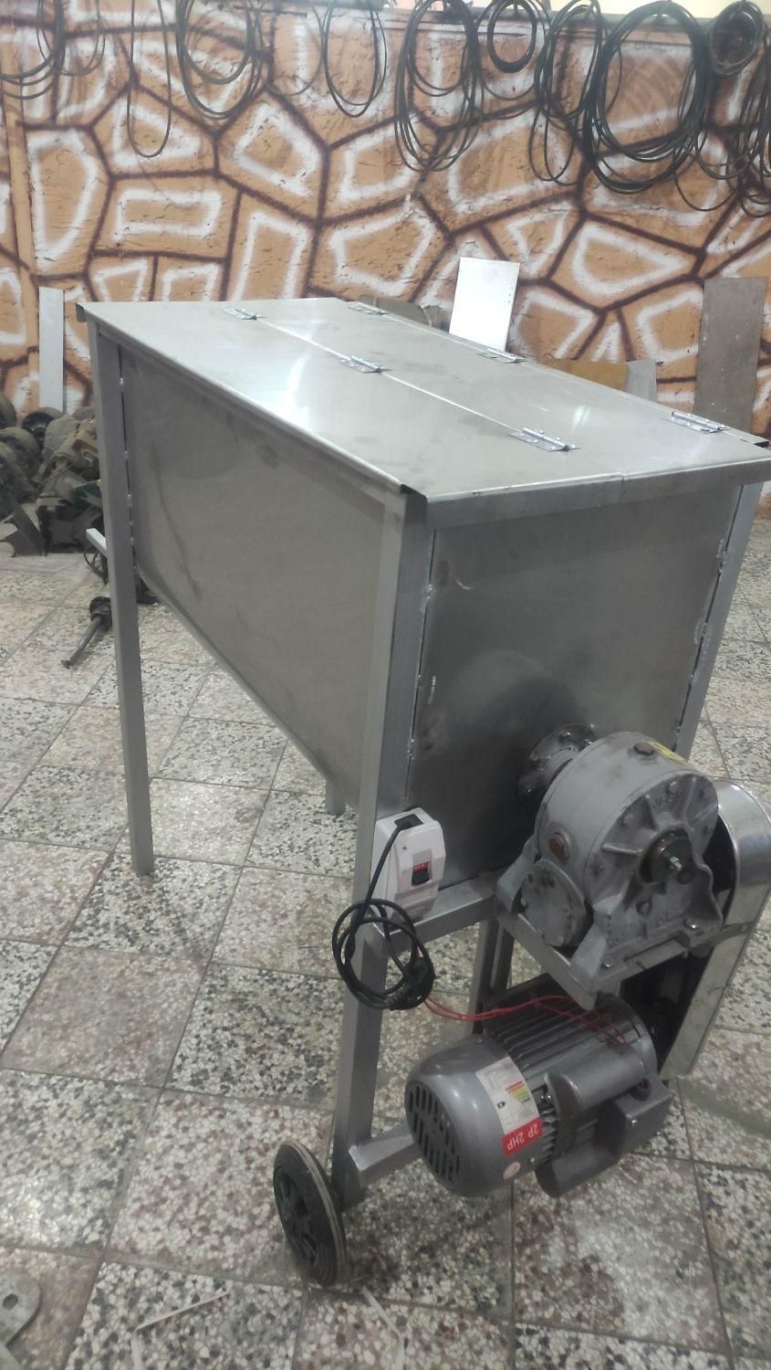 تولید و عرضه انواع میکسر و اوگر بالابر صنعتی|ماشینآلات صنعتی|مشهد, توس (بلوار توس)|دیوار