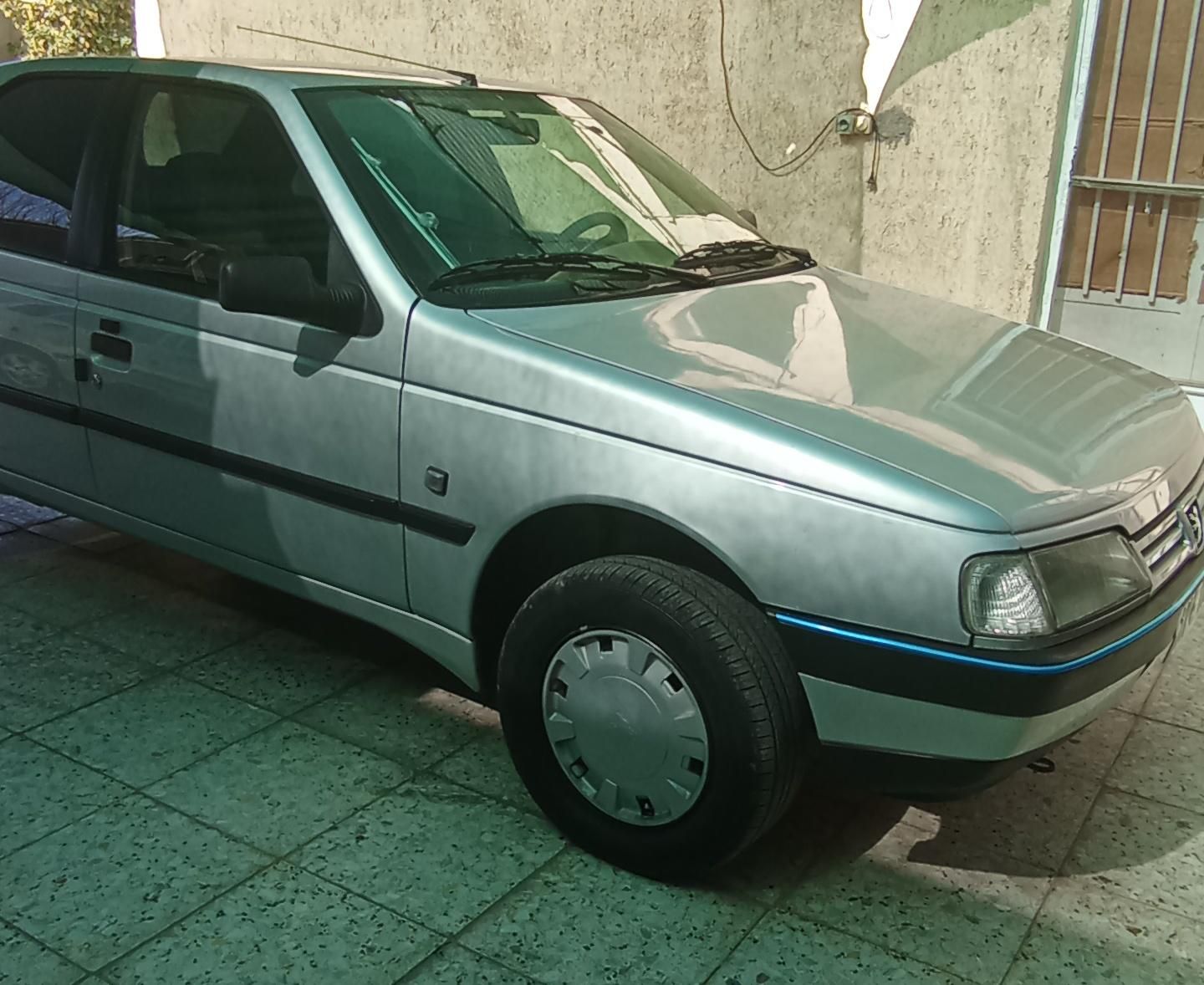 نقاشی ماشین پولیش ورفع آفتاب سوختگی وسرامیک و....|خدمات موتور و ماشین|بم, |دیوار