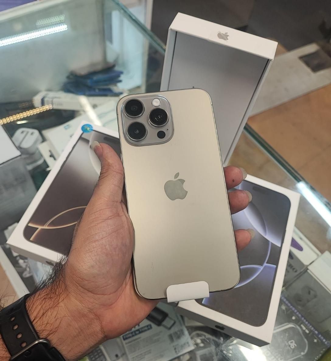 آیفون 16پرومکس طرح اصلی|موبایل|نیشابور, فردوس شمالی|دیوار