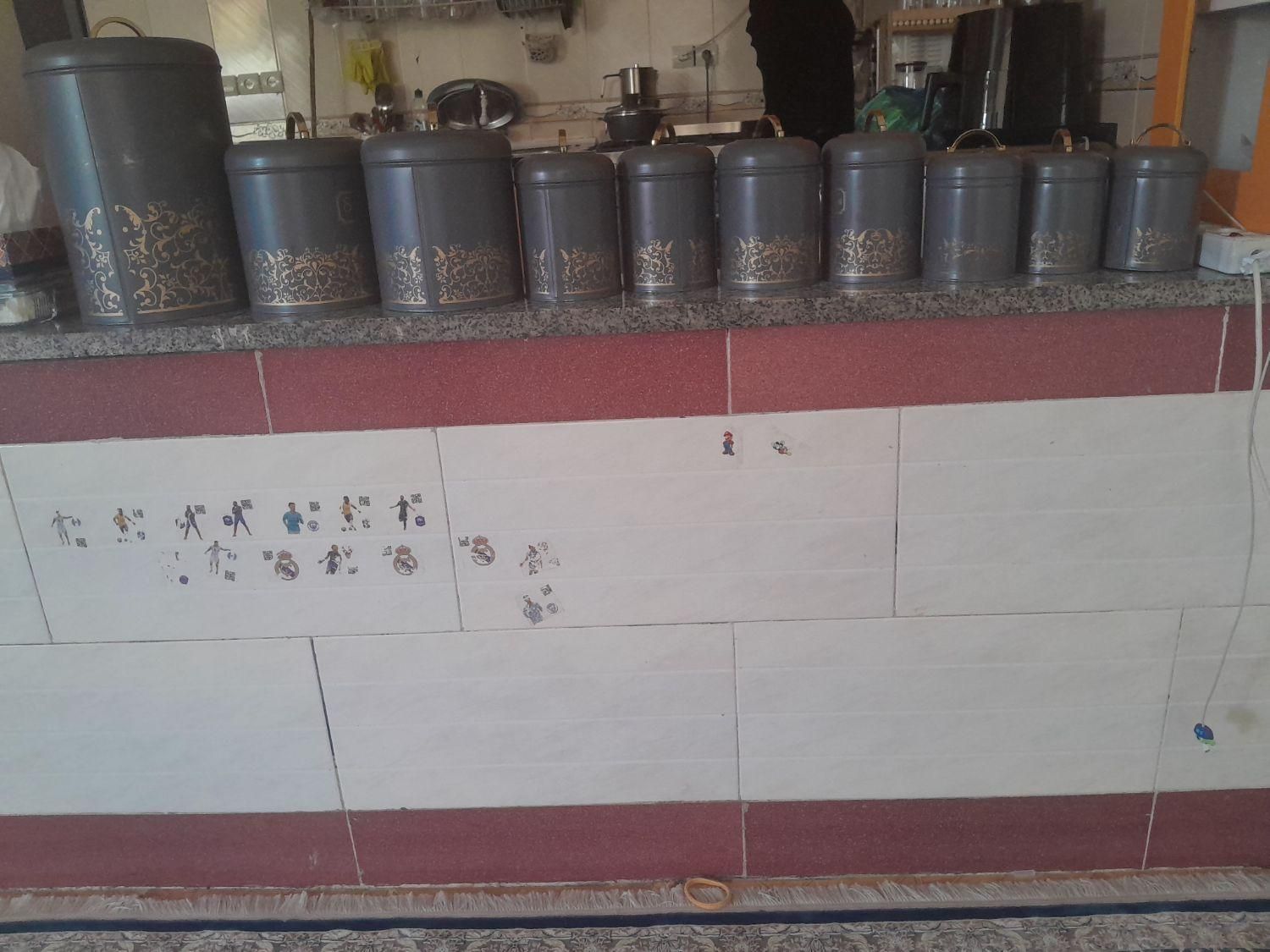 باسکول|ظروف نگهدارنده، پلاستیکی، یک‌بارمصرف|ایذه, |دیوار