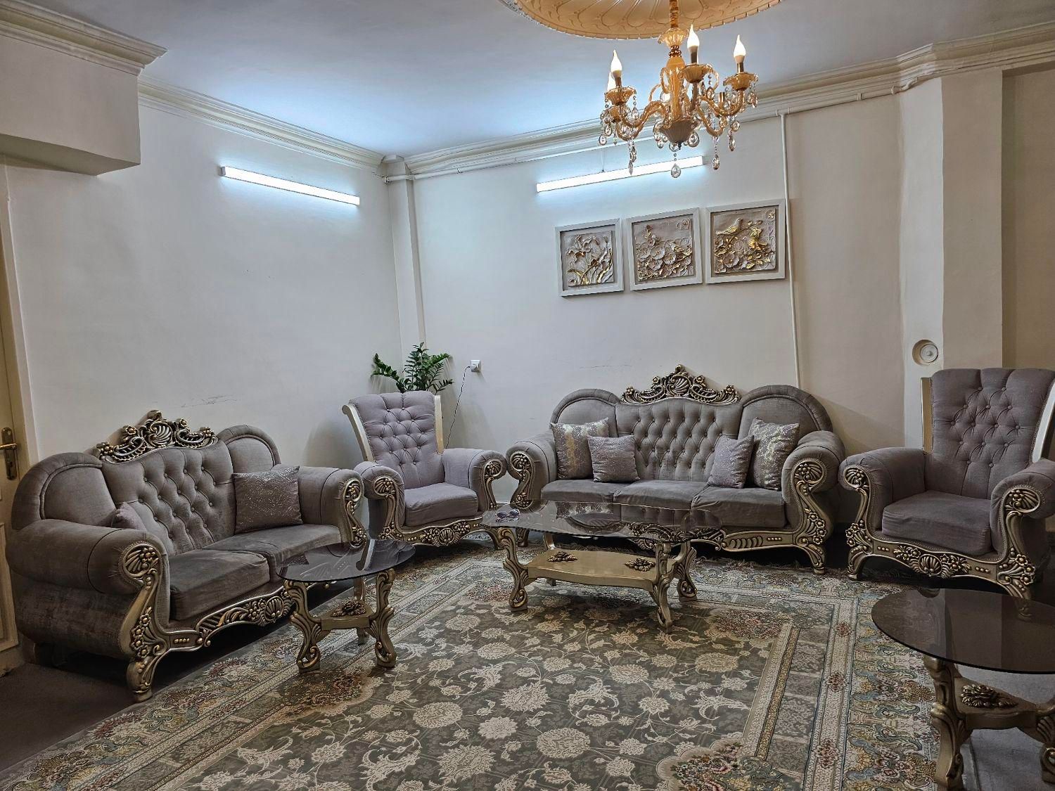 مبل ده نفره سالم و تمیز از مبلمان خاکسار|مبلمان خانگی و میز عسلی|مشهد, کوشش|دیوار