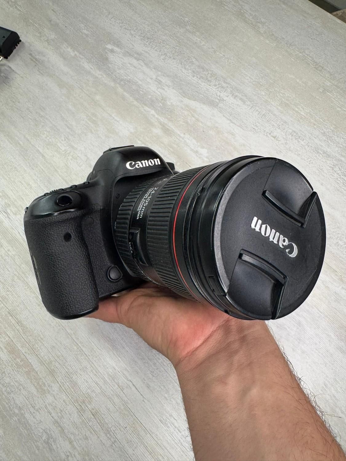 دوربین Canon 5D Mark IV به همراه لنز 24/105|دوربین عکاسی و فیلم‌برداری|تهران, بهجت‌آباد|دیوار
