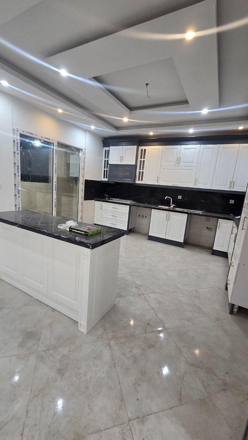 *کریمی لوکس/۱۸۰مترکلیدنخورده/ویوابدی سه جهت*|فروش آپارتمان|مشهد, رستگار|دیوار