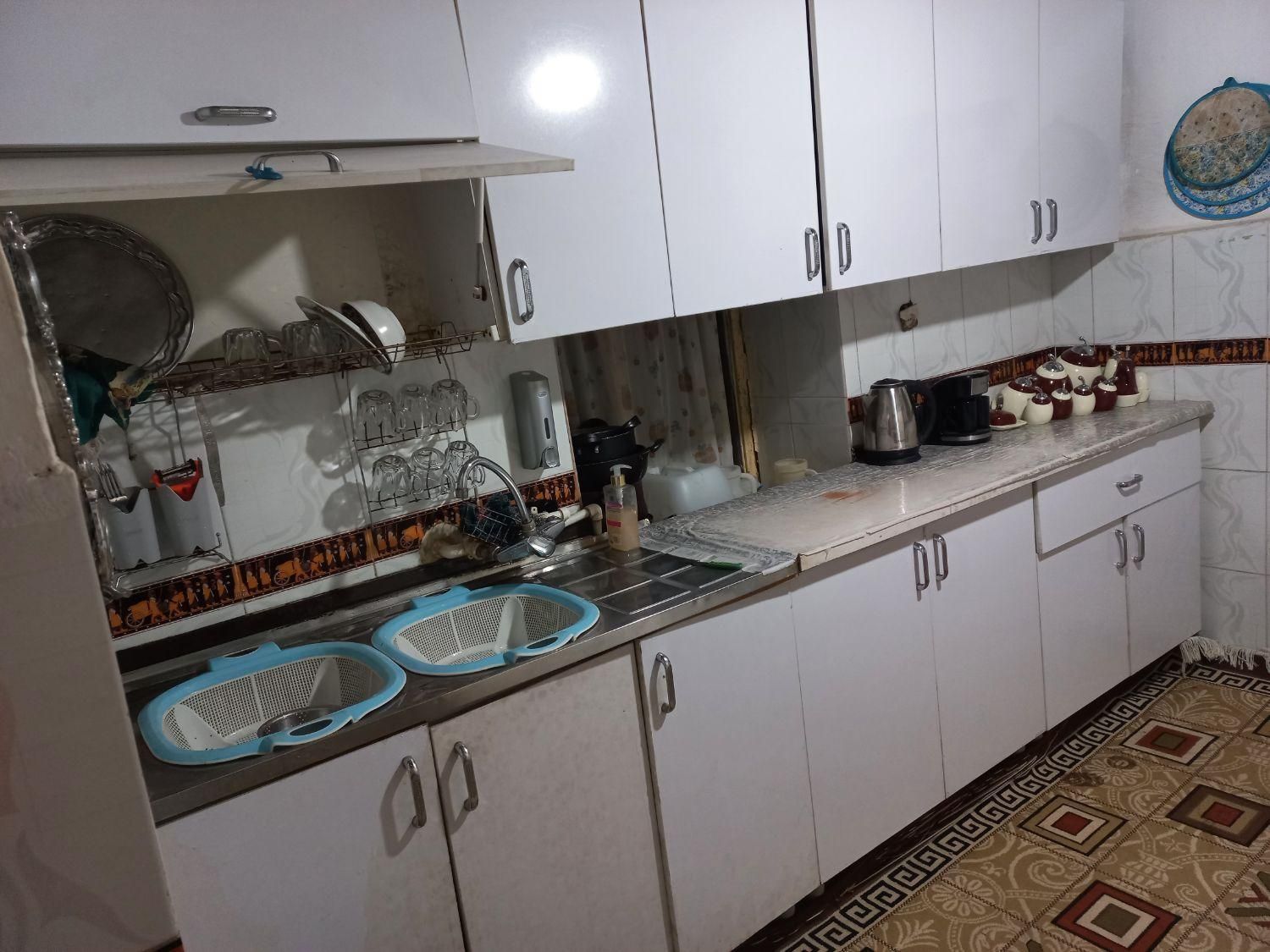 کابینت به دلیل کمبود جا بفروش می‌رسد|مصالح و تجهیزات ساختمان|آشخانه, |دیوار