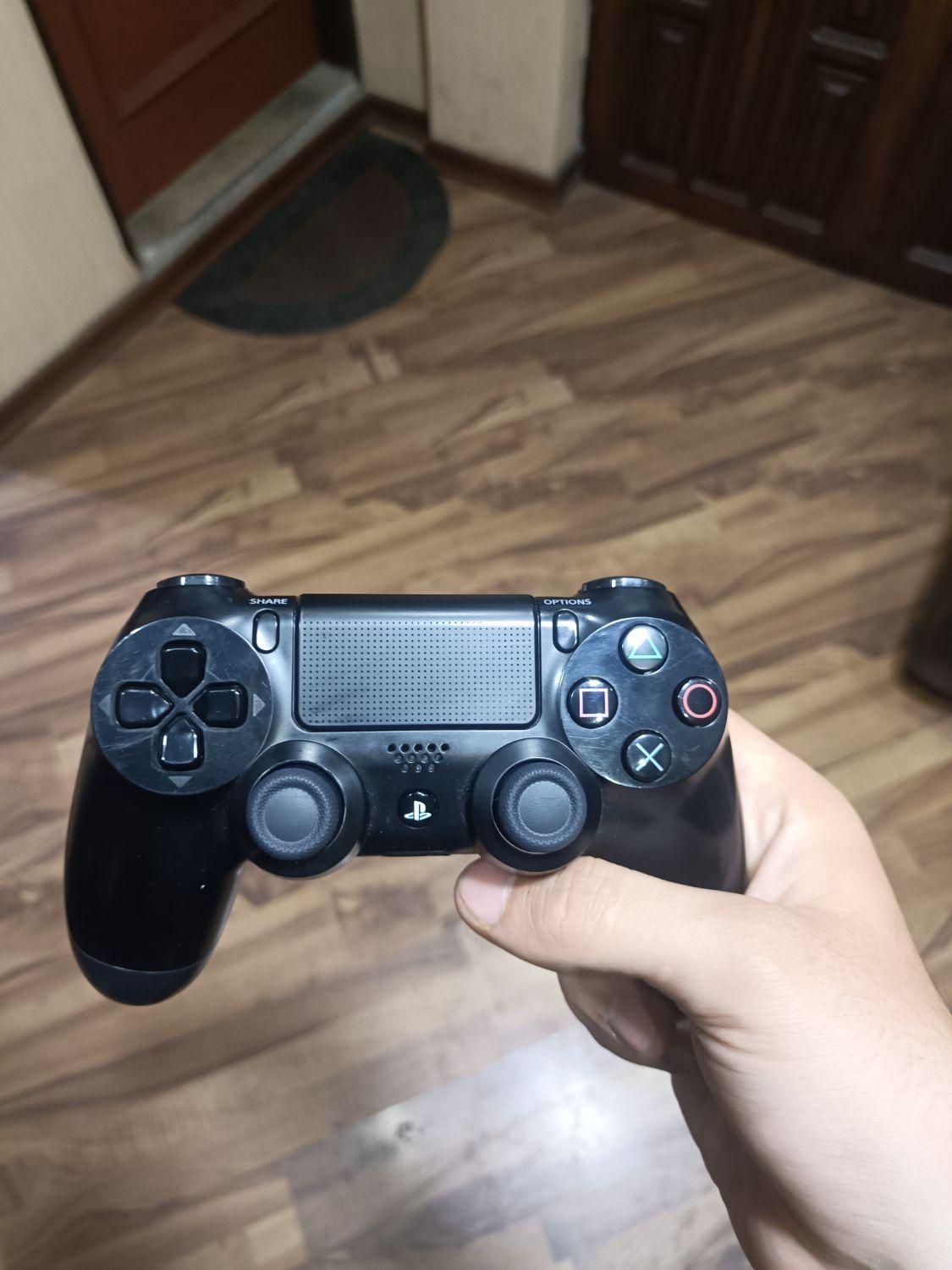 دسته بازی PS4 اصلی سری اسلیمی استوک|کنسول، بازی ویدئویی و آنلاین|رشت, حاجی آباد|دیوار