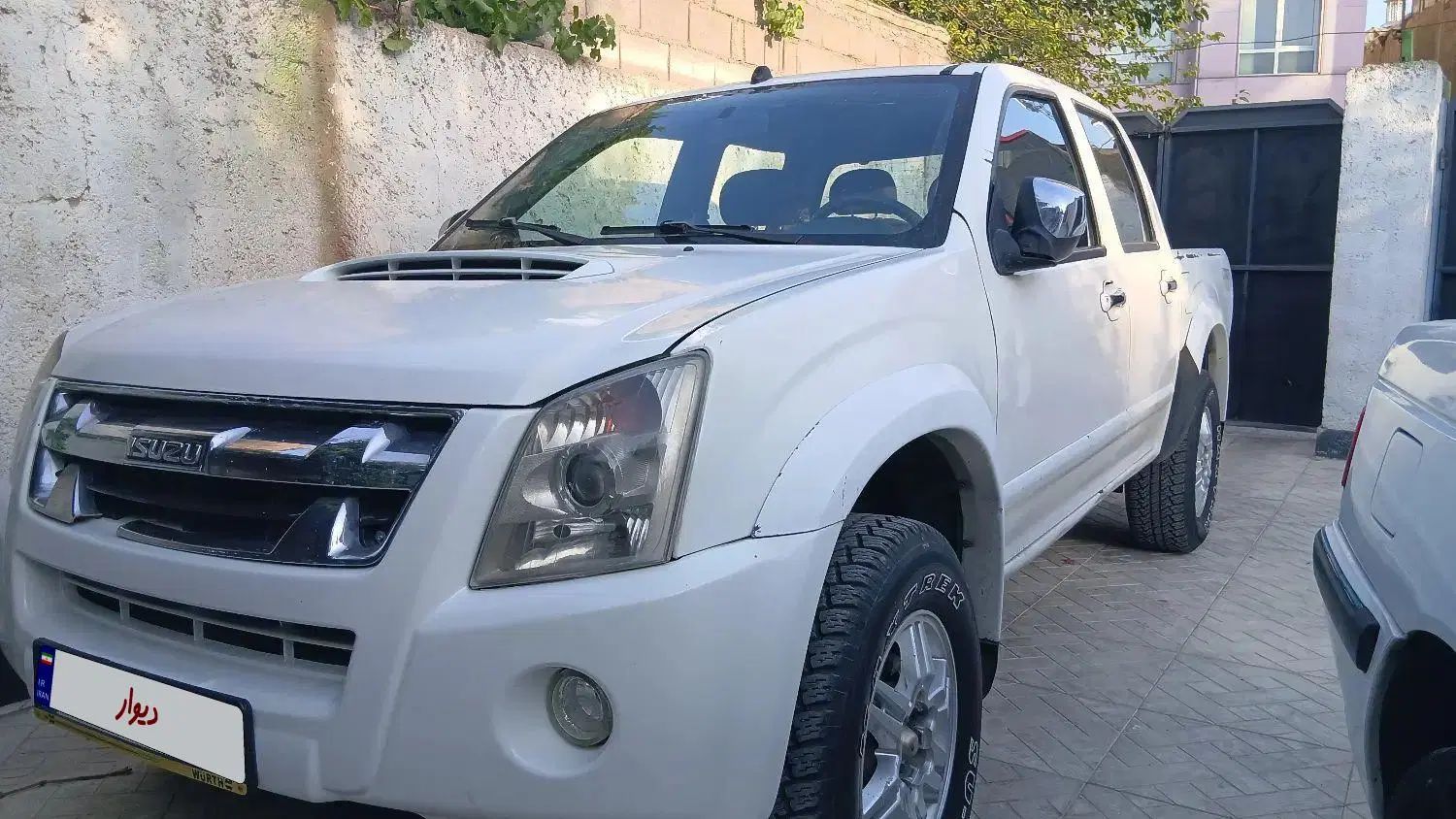 ایسوزو دی مکس dmax  94|خودرو سواری و وانت|اصفهان, آزادان|دیوار
