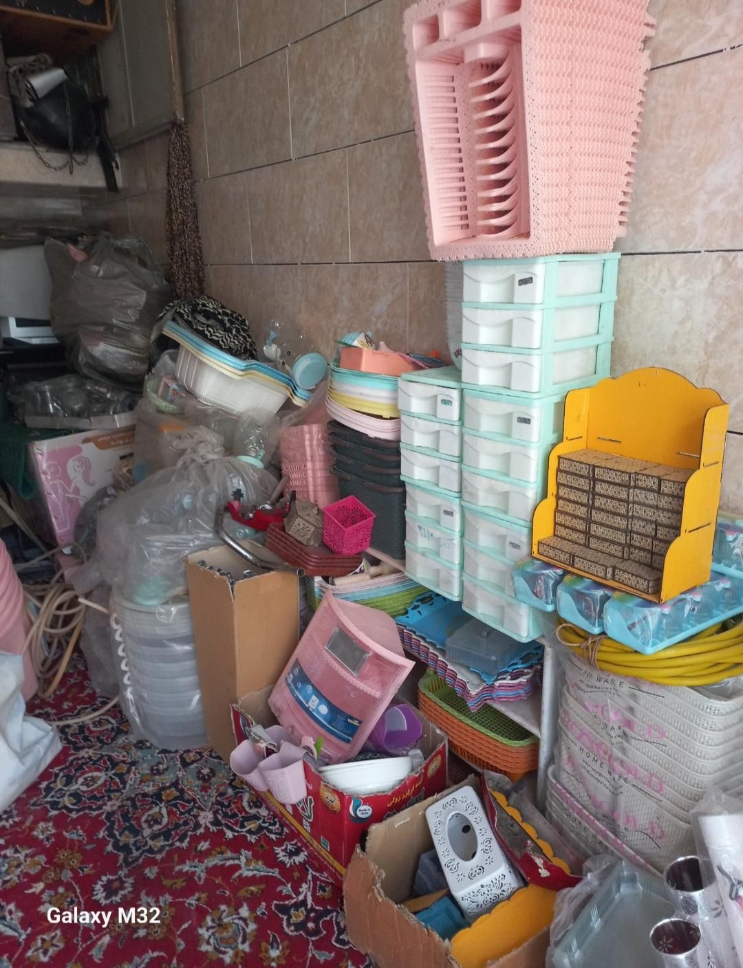 حراج سریع جهت جمع آوری مغازه ومهاجرت|حراج|قم, سراجه (۱۵ خرداد)|دیوار