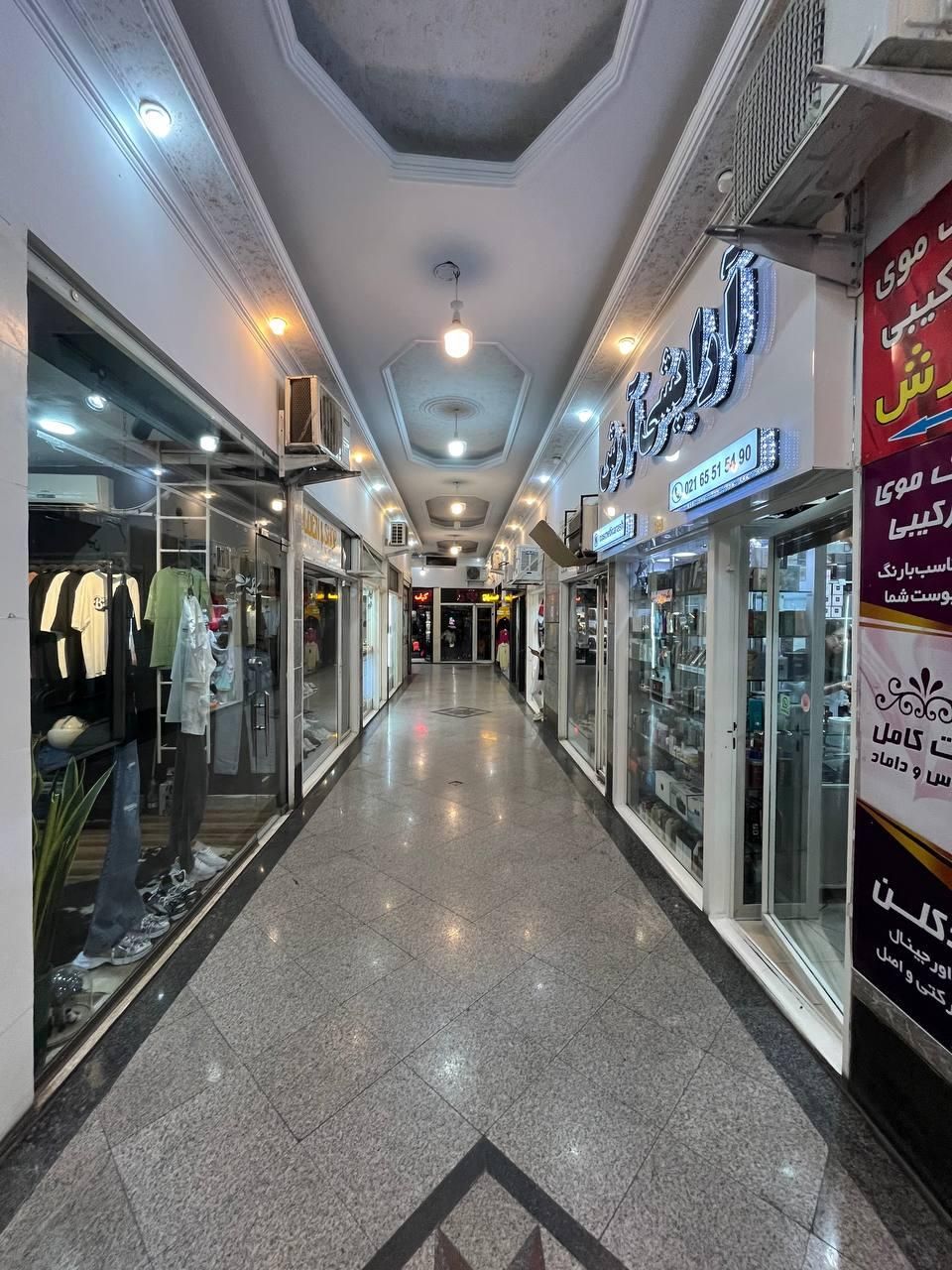۲۲مترتجاری پرترددسندتک برگ  ۶دانگ تاپ لوکیشن|فروش مغازه و غرفه|تهران, شهر زیبا|دیوار