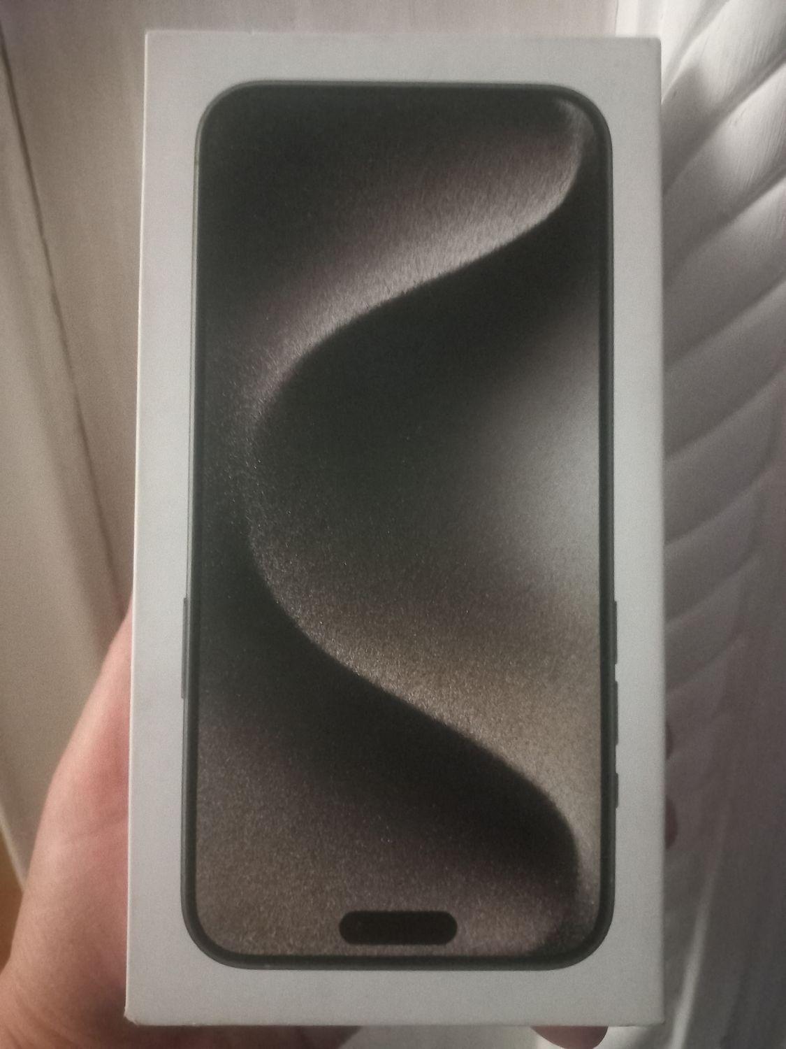 آیفون ۱۵پرومکس گم کردم مژدگانی۵ میلیونی به یابنده|اشیا|شیراز, معالی‌آباد|دیوار