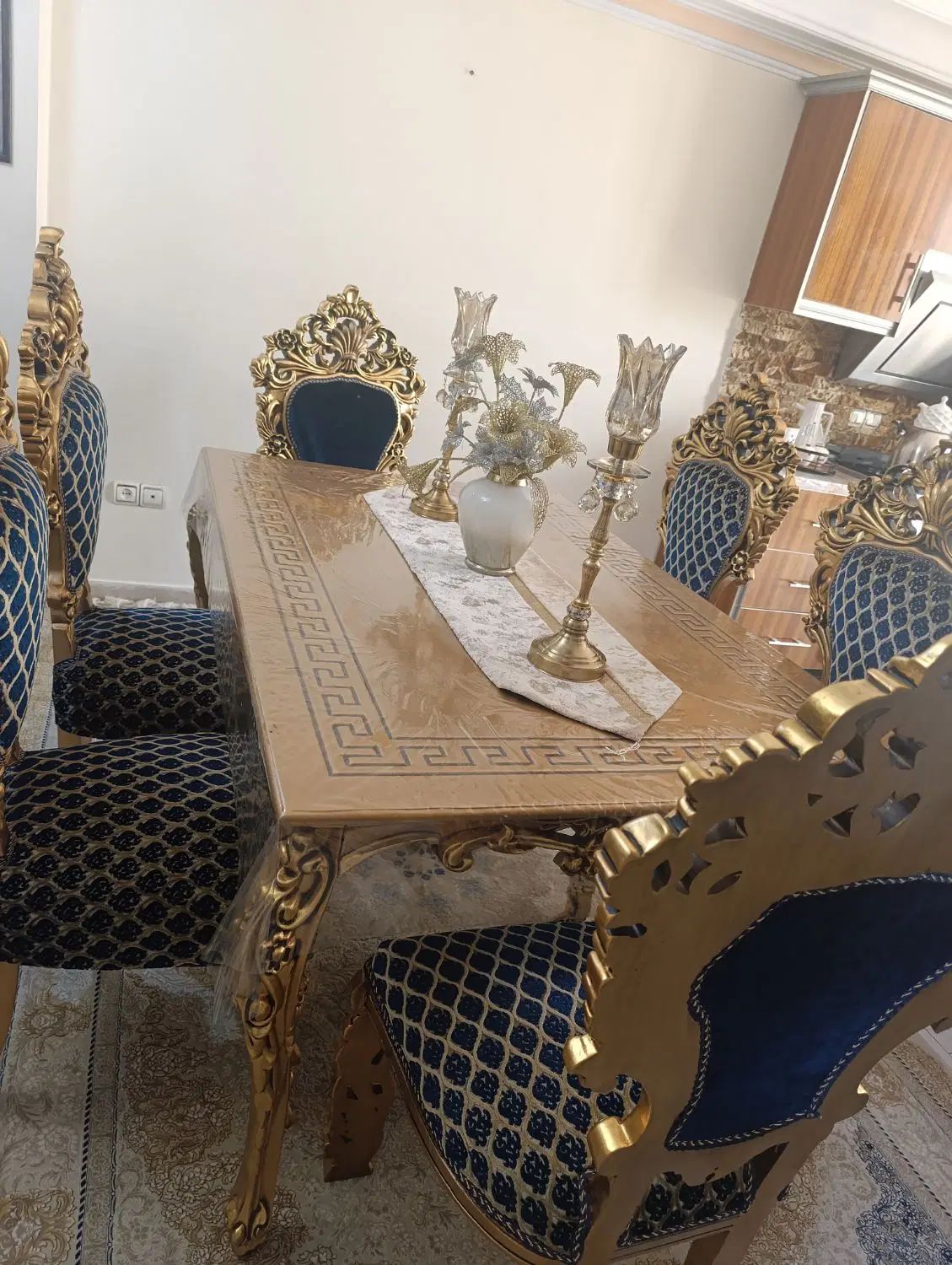 مبلمان سلطنتی|مبلمان خانگی و میز عسلی|تهران, قیام|دیوار