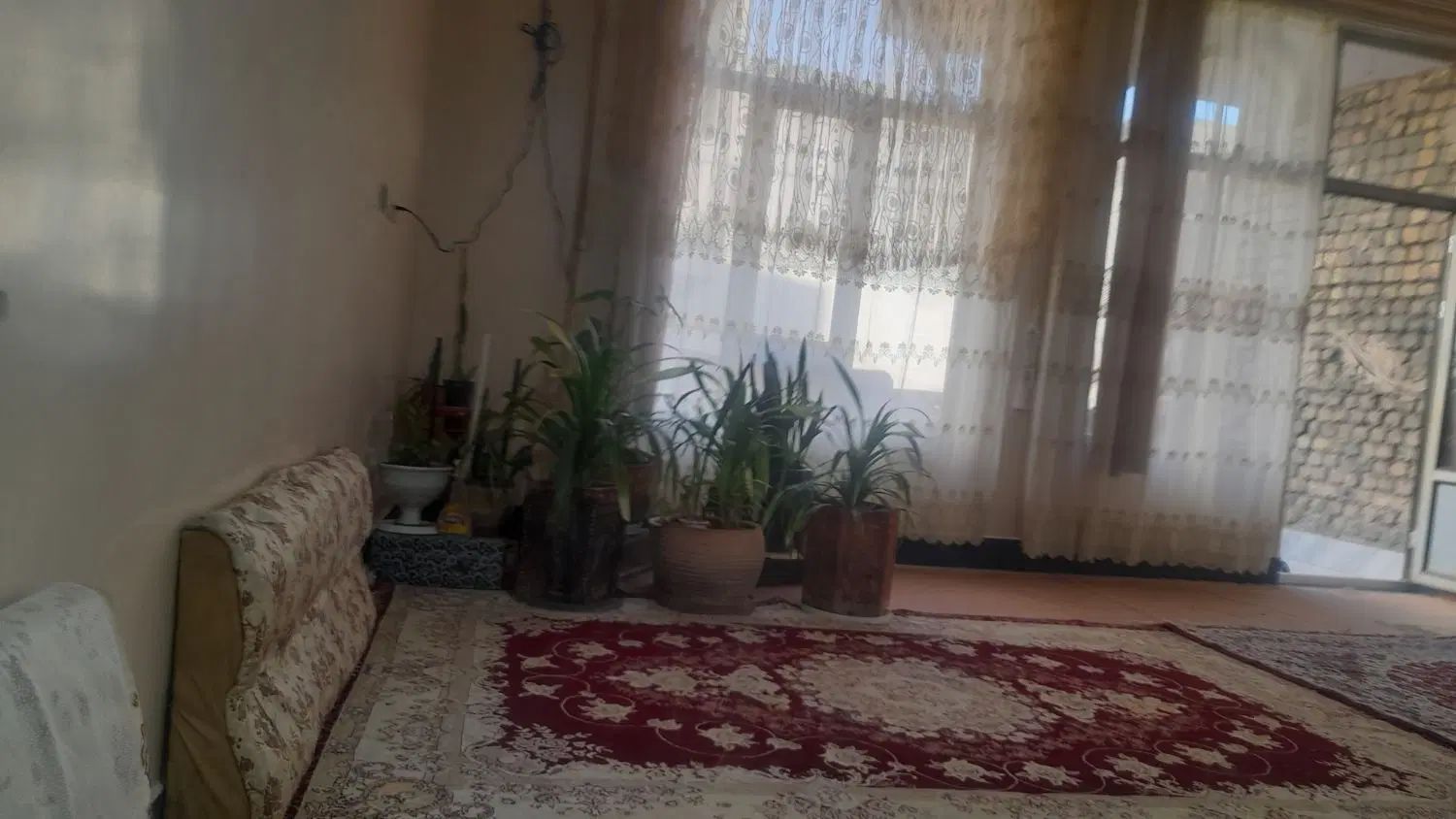 منزل اجاره ای روزانه وهفتگی|اجارهٔ کوتاه‌مدت آپارتمان و سوئیت|اصفهان, خانه اصفهان|دیوار
