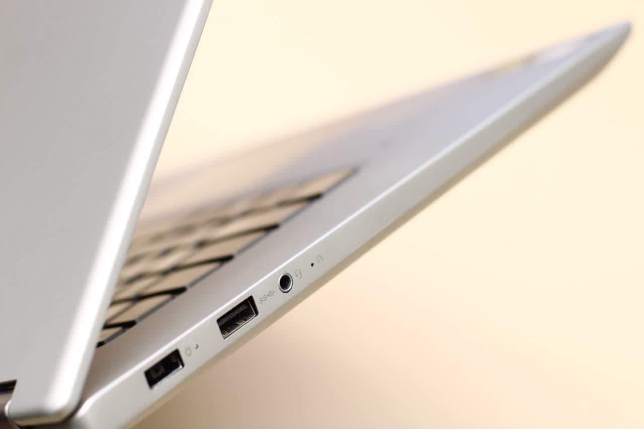لپ تاپ لمسی Lenovo Yoga 720|رایانه همراه|قدس, |دیوار