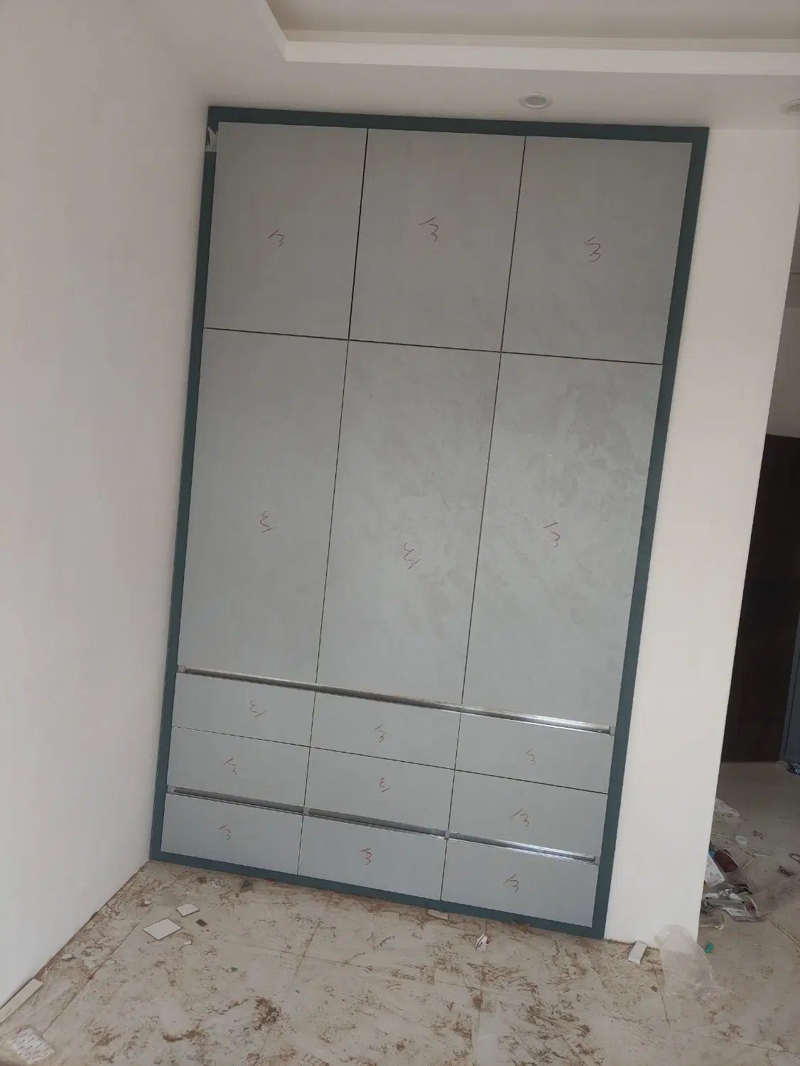ساخت، نصب و تعمیر کابینت ام دی اف و خرده کاری و...|خدمات پیشه و مهارت|کرمان, |دیوار