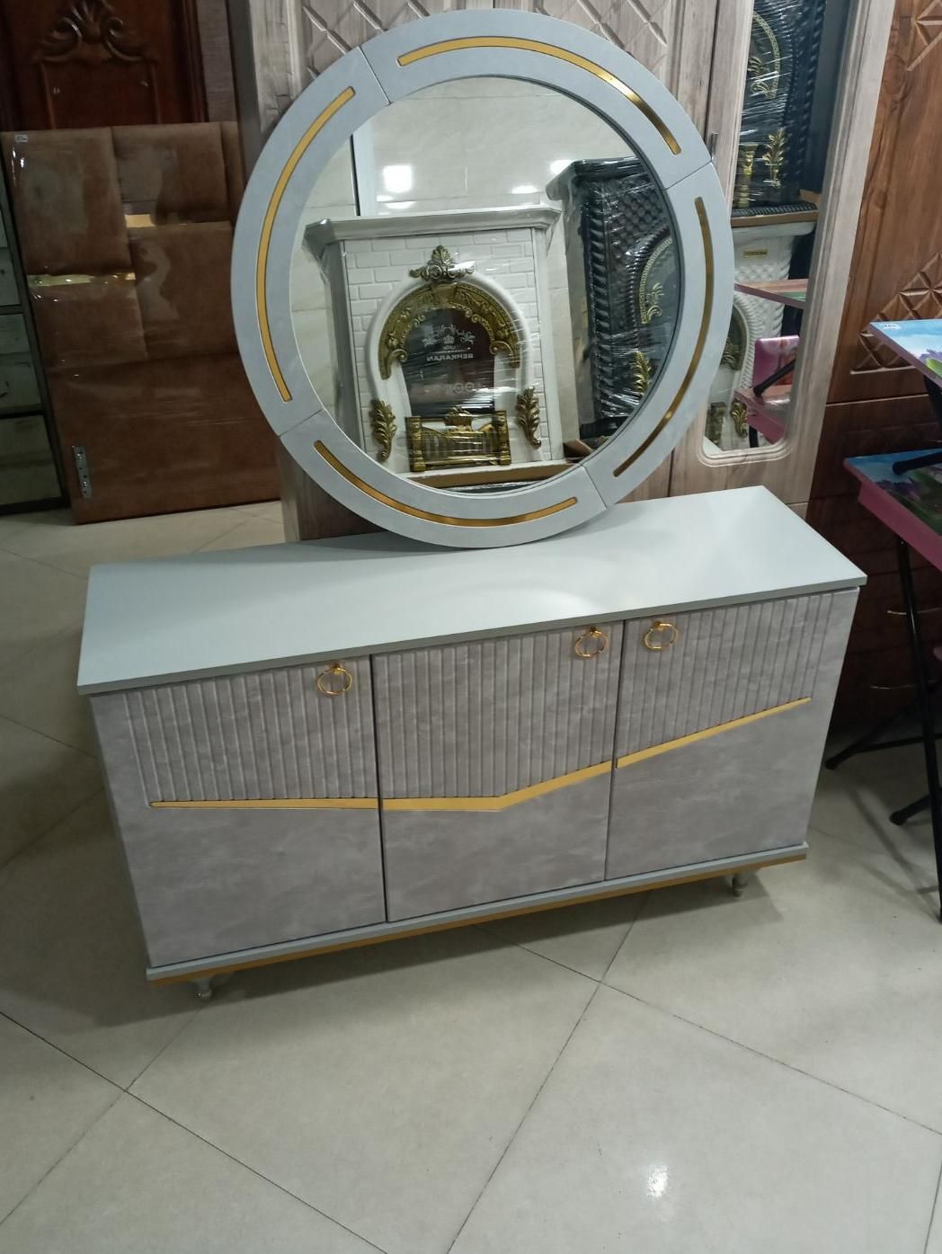 آینه کنسول میز تلویزیون ست نو آکبند|بوفه، ویترین، کنسول|سمنان, |دیوار