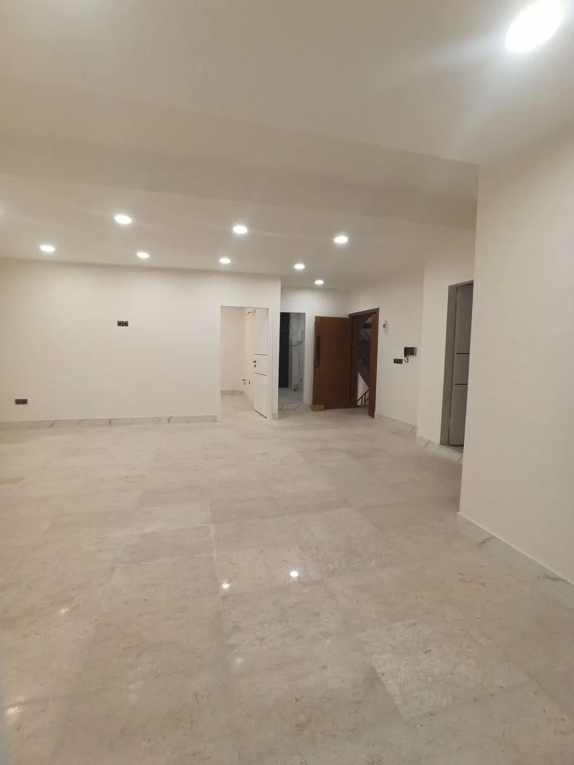 اجاره/اداری/ساختمان پزشکان/قلب شهر/|اجارهٔ دفتر کار، اتاق اداری، مطب|پاکدشت, پاکدشت (مامازند)|دیوار