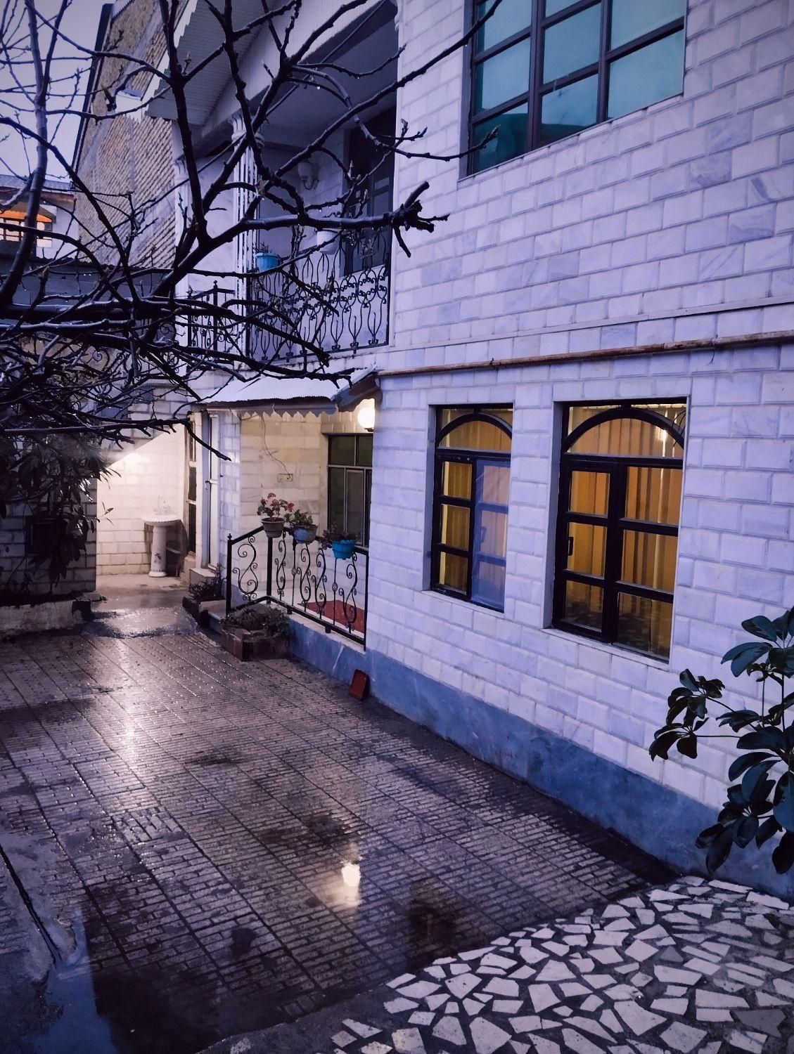سوییت پارکینگ دار در مرکز شهر|اجارهٔ کوتاه‌مدت آپارتمان و سوئیت|آستارا, |دیوار