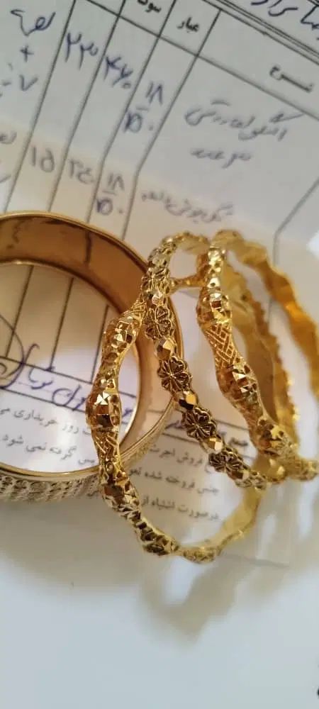 ۱۲۰گرم طلادرحد نو اگه با هم باشن تخفیف خوبی دارن|جواهرات|دوگنبدان, |دیوار