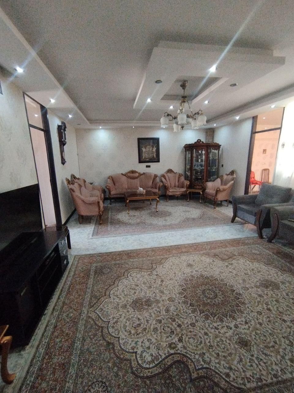فروش آپارتمان ۱۶۰ متری ۳ خواب * تک واحدی * گلشهر|فروش آپارتمان|کرج, گلشهر|دیوار