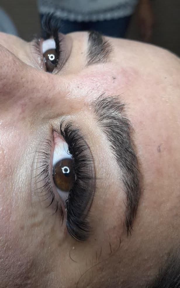 کاشت و اکستنشن مژه فرزانه|خدمات آرایشگری و زیبایی|اصفهان, خواجو|دیوار