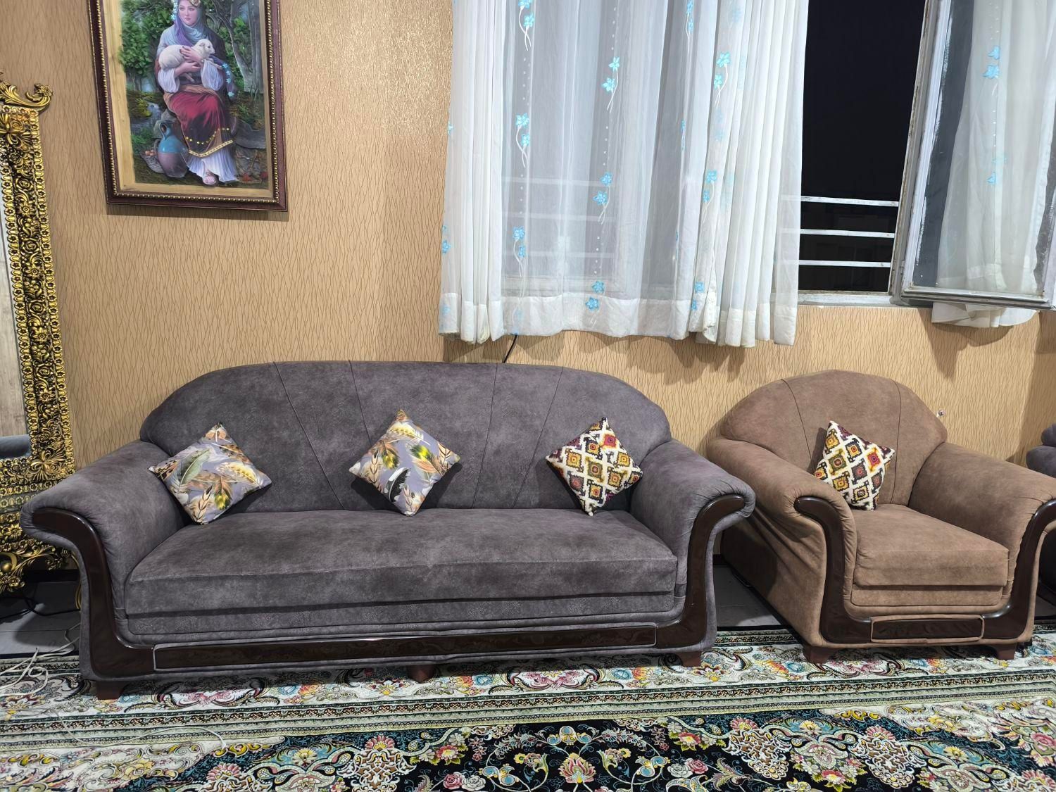 مبل در حد نو تمیز سالم زیرقیمت|مبلمان خانگی و میز عسلی|شیراز, کوی زهرا|دیوار