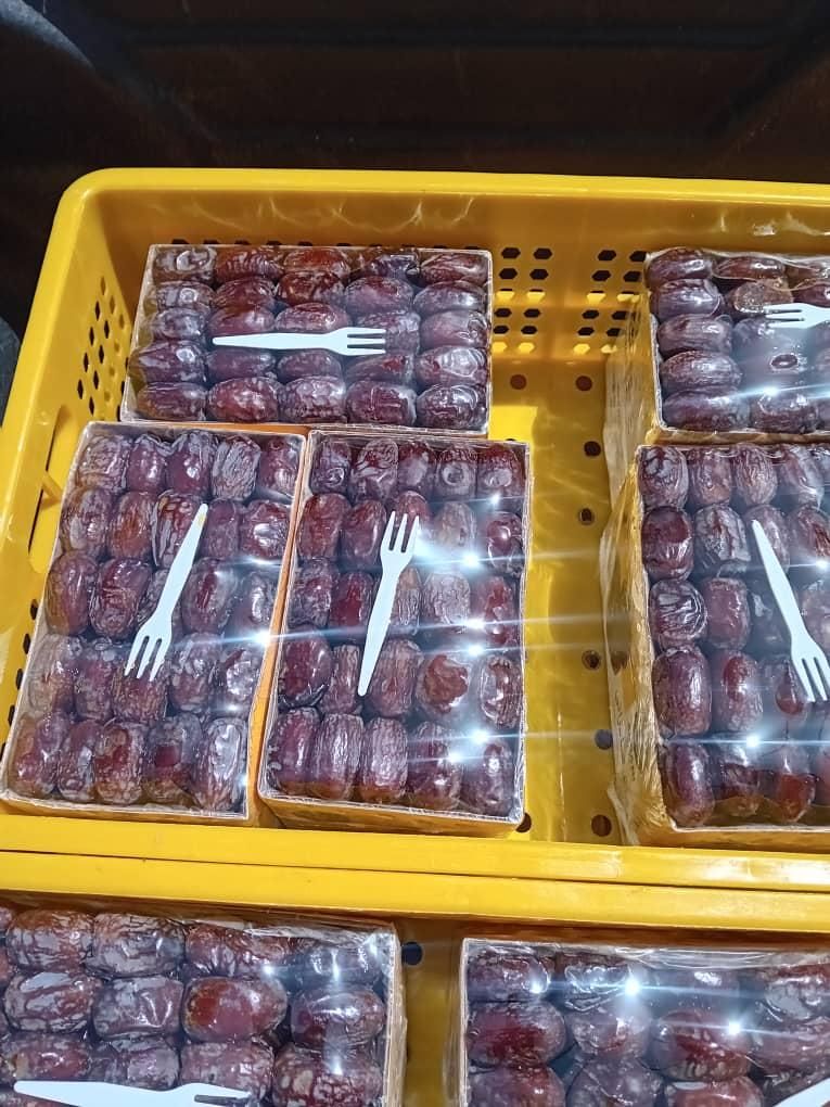 کارگر ساده خانم ( بسته بندی خرما ) جاده کلات فرخد|استخدام خدمات فروشگاه و رستوران|مشهد, فرخد|دیوار