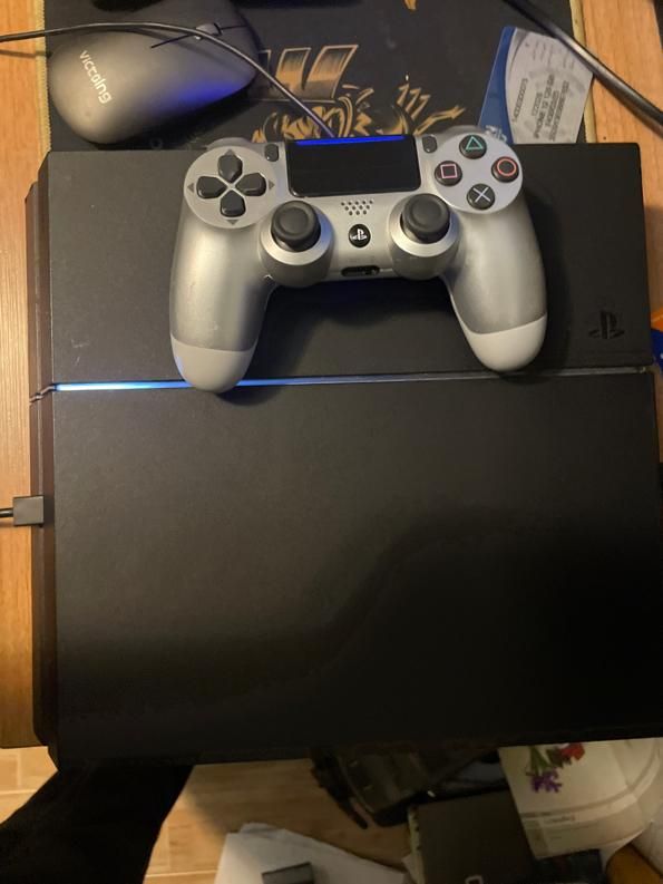 Ps4 فت ۵۰۰ گیگ بسیار تمیز دارای بازی قانونی|کنسول، بازی ویدئویی و آنلاین|سنندج, |دیوار
