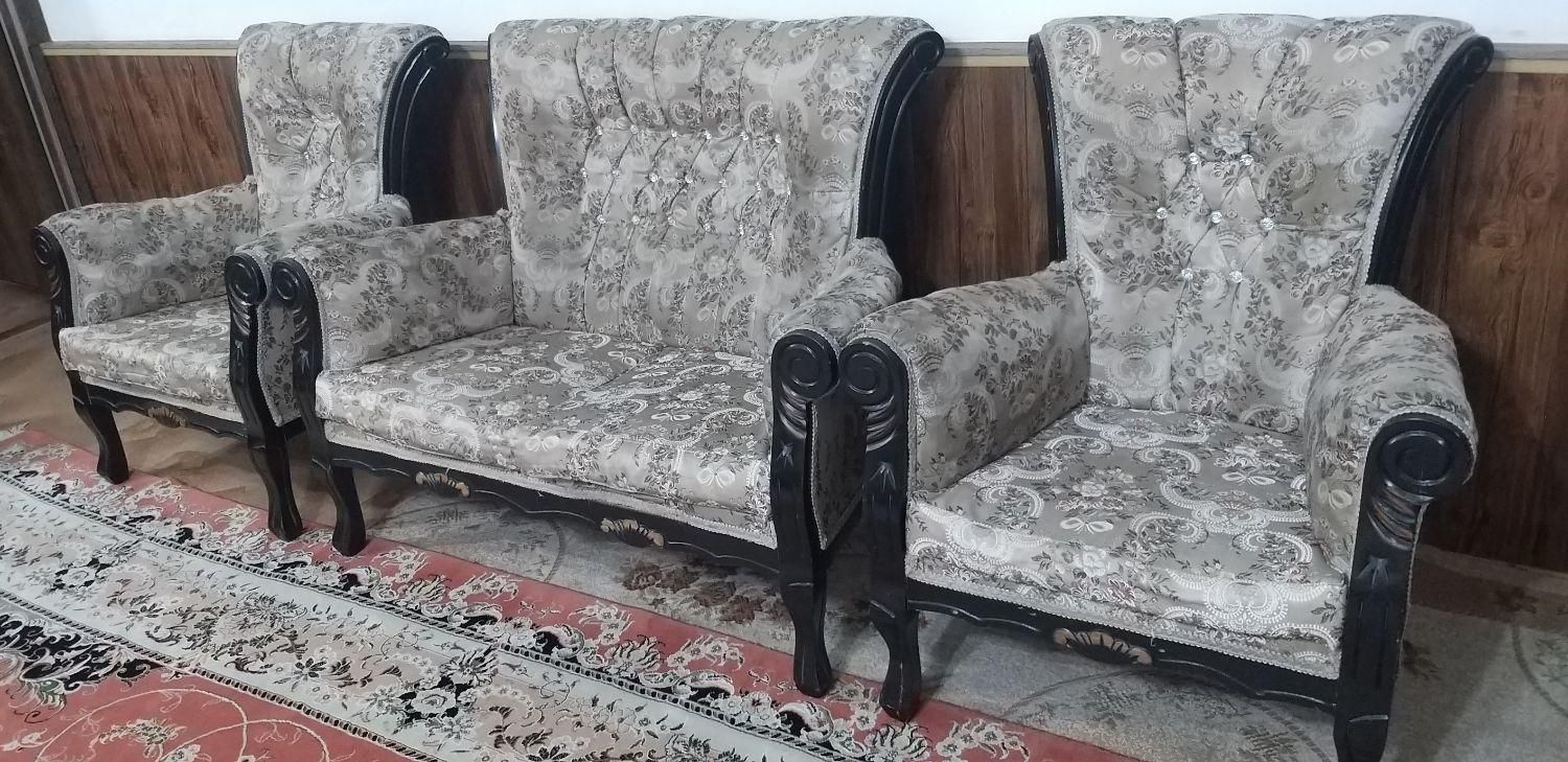 مبل ۷ نفره چوب|مبلمان خانگی و میز عسلی|تنکابن, |دیوار