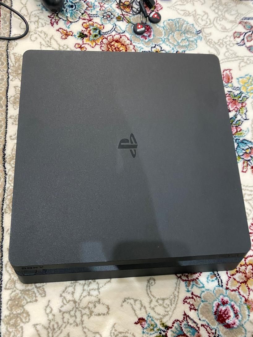 Ps4 slim|کنسول، بازی ویدئویی و آنلاین|تهران, نظام‌آباد|دیوار