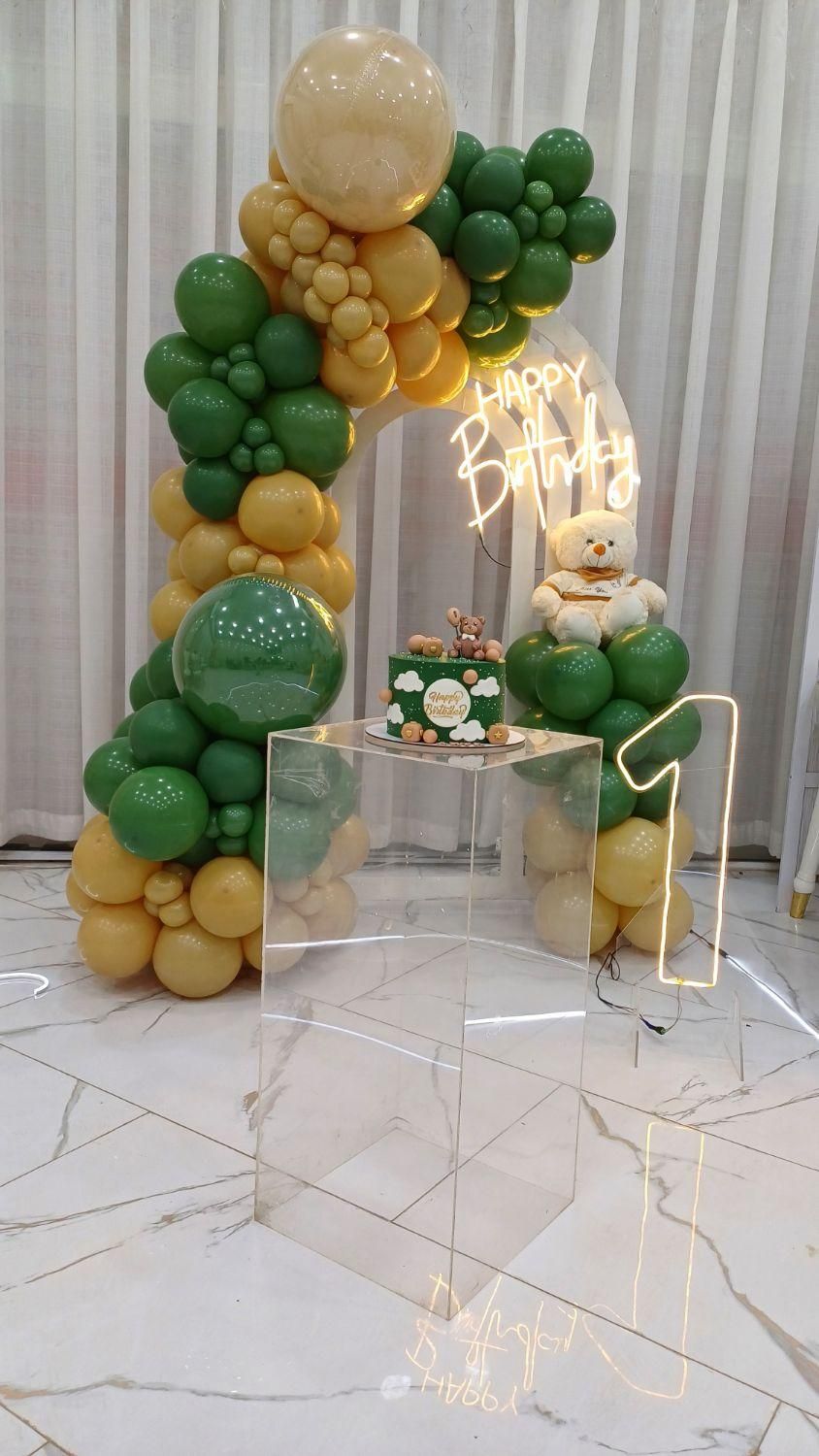 بادکنک آرایی گل آرایی و دیزایین عاطفه پورسیف|خدمات پذیرایی، مراسم|خرمآباد, |دیوار