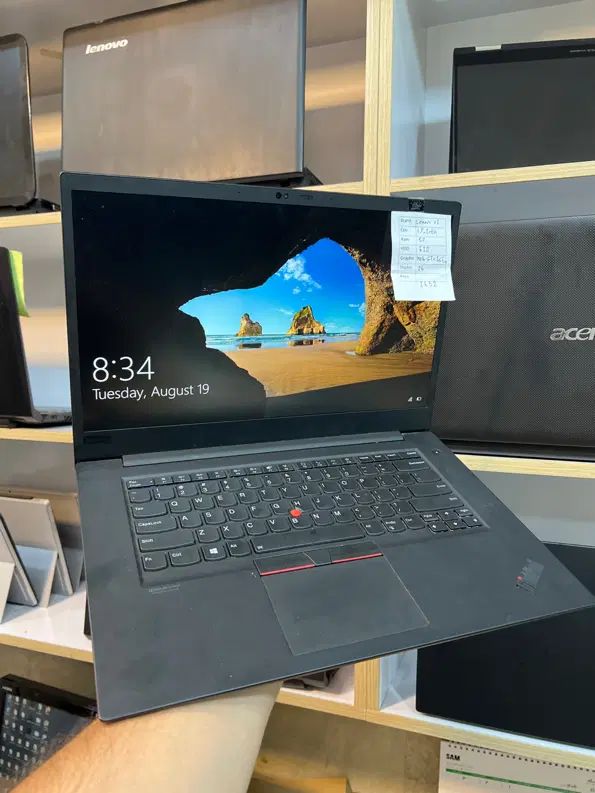 لپ تاپ استوک گرافیکدار ci9 نسل ده lenovo|رایانه همراه|همدان, |دیوار