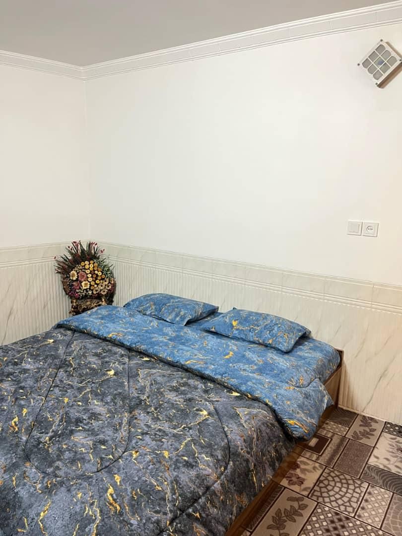 منزل شیک دوخواب پارکینگ دار ،نوساز، سوییت|اجارهٔ کوتاهمدت آپارتمان و سوئیت|یزد, |دیوار