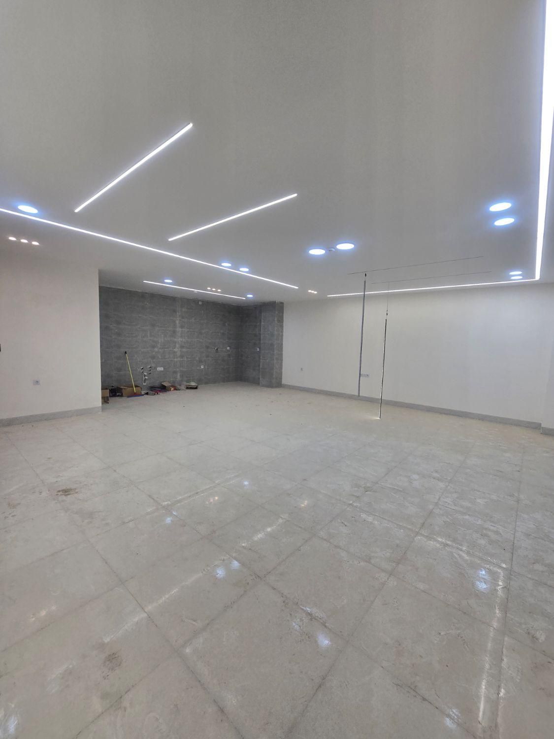 فروش آپارتمان لوکس/سه راهی/بر بلوار تاجگردون|فروش آپارتمان|دوگنبدان, |دیوار