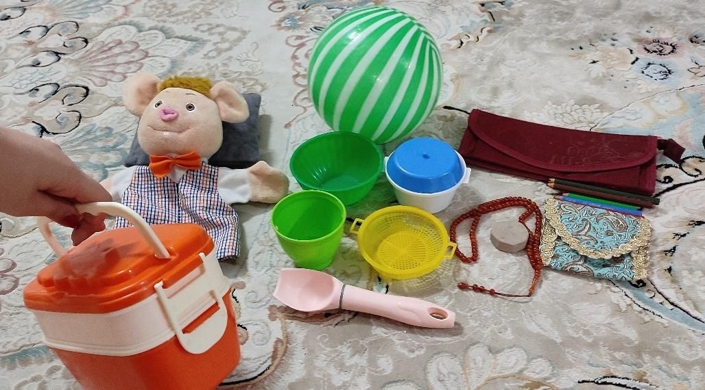 ظرف غذا سه طبقه توپ عروسک جامدادی|اسباب و اثاث بچه|مشهد, وحید|دیوار