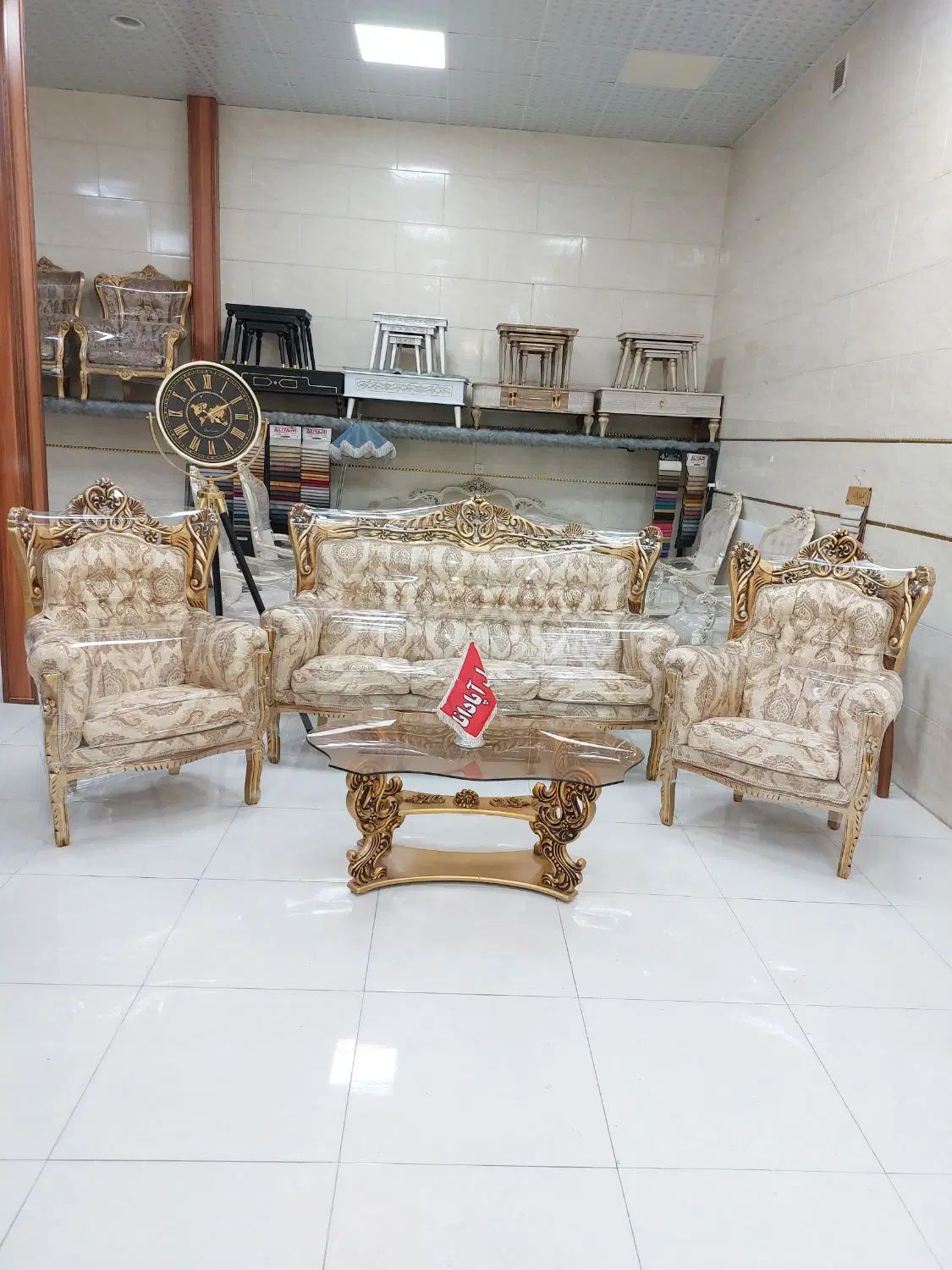 مبل سلطنتی نه نفره مدل دوسرگل درحد نو تمام راش|مبلمان خانگی و میز عسلی|رشت, آزادگان|دیوار