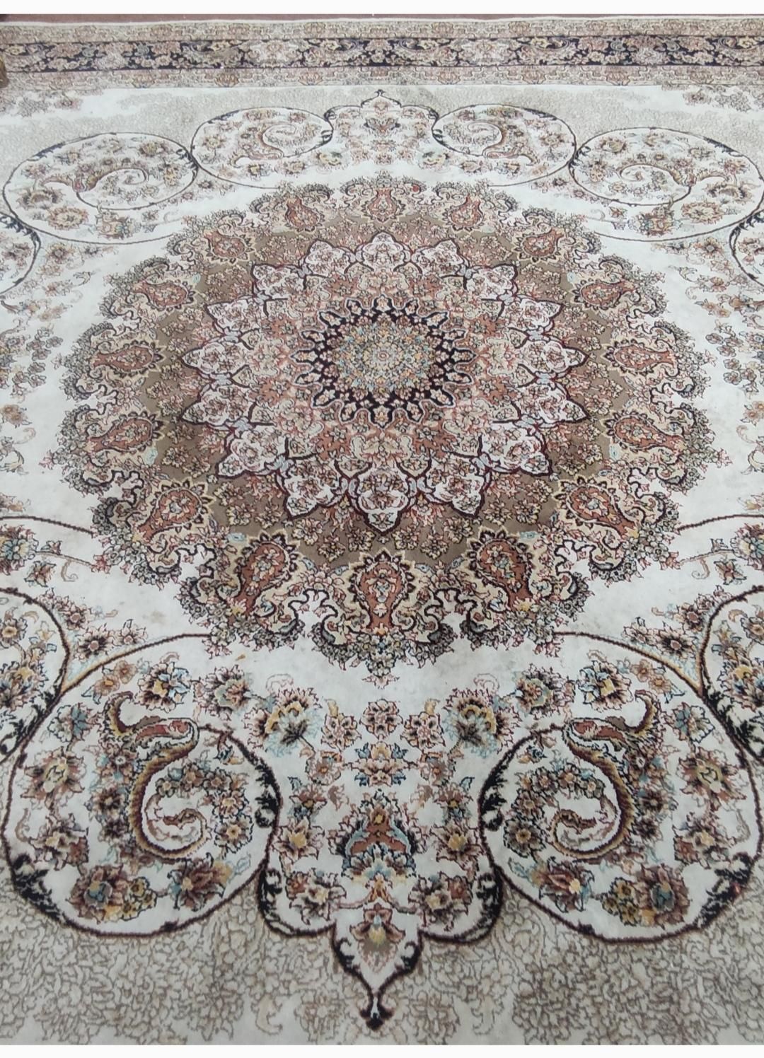 فرشهای کم نظیر ۶و ۹ متری بسیارزیبا|فرش|همدان, |دیوار