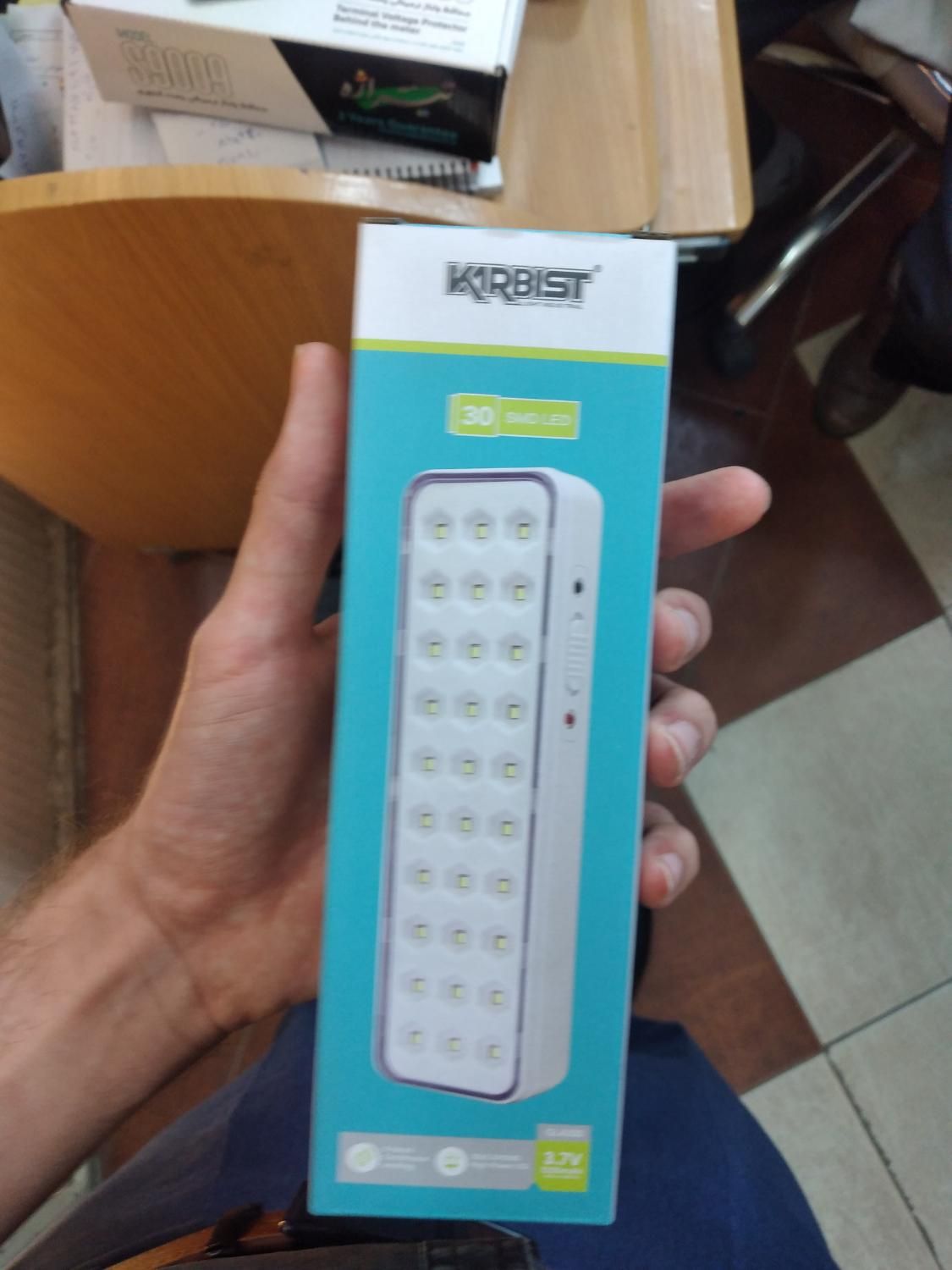 چراغ قوه ۳۰ led|لامپ و چراغ|بروجرد, |دیوار