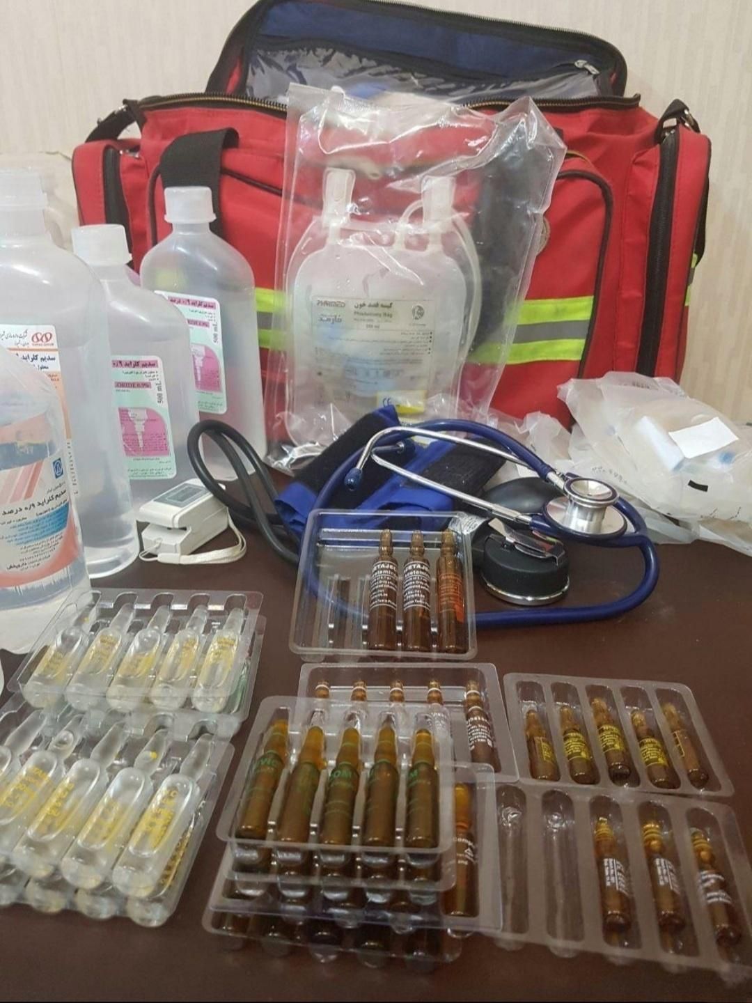 پزشکی پرستاری سرم سوند پانسمان تزریقات در منزل|خدمات آرایشگری و زیبایی|تبریز, |دیوار