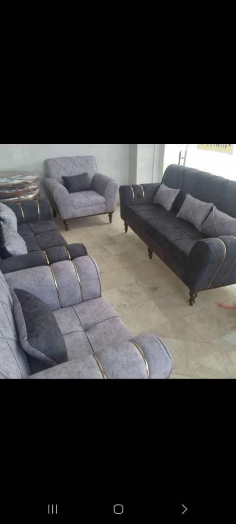 مبل راحتی لیانا|مبلمان خانگی و میز عسلی|پرند, فاز ۶|دیوار