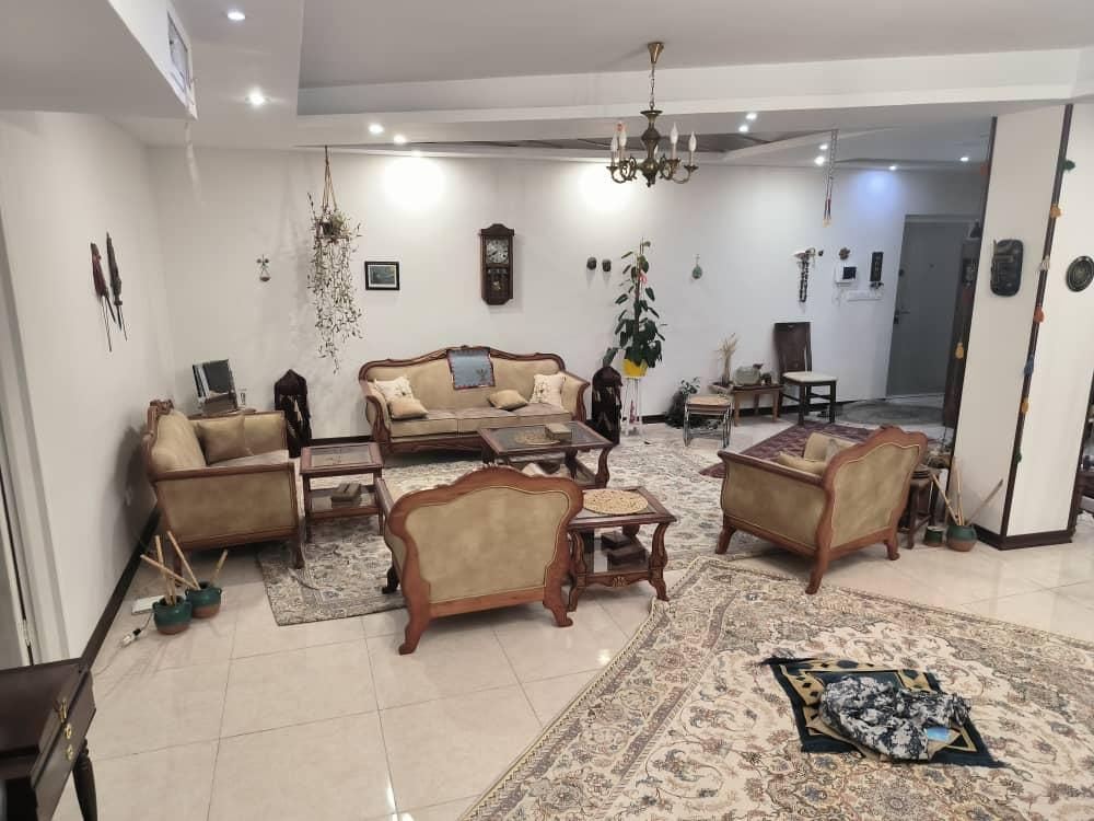 آپارتمان ۱۴۰ متری بسیار خوش نقشه سند تک برگ|فروش آپارتمان|گرمدره, |دیوار