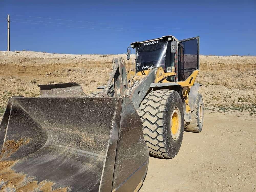 لودر ولوو L120F استثنایی|خودرو سنگین|تهران, قلهک|دیوار