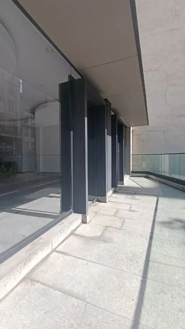 ۸۵۰ متر تجاری بر اصلی فضایی مسقف و غیر مسقف|اجارهٔ مغازه و غرفه|تهران, زعفرانیه|دیوار