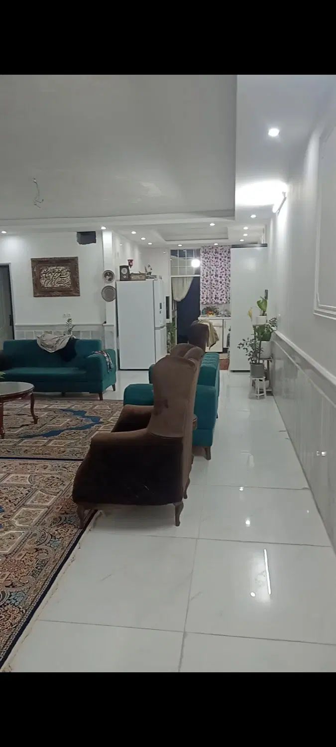 اوایل شهید حسینی 175متر ویلایی دربست سندششدانگ|فروش خانه و ویلا|نیشابور, هفده شهریور|دیوار