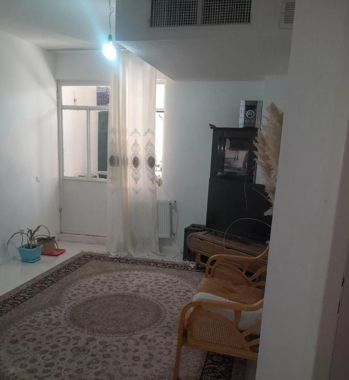 اجاره روزانه و ساعتی|اجارهٔ کوتاهمدت آپارتمان و سوئیت|زرقان, |دیوار