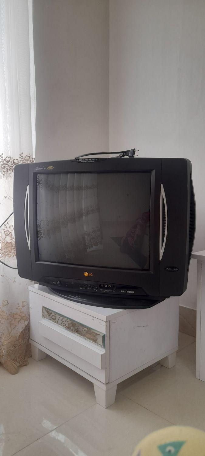 تلوزیون|تلویزیون و پروژکتور|الشتر, |دیوار