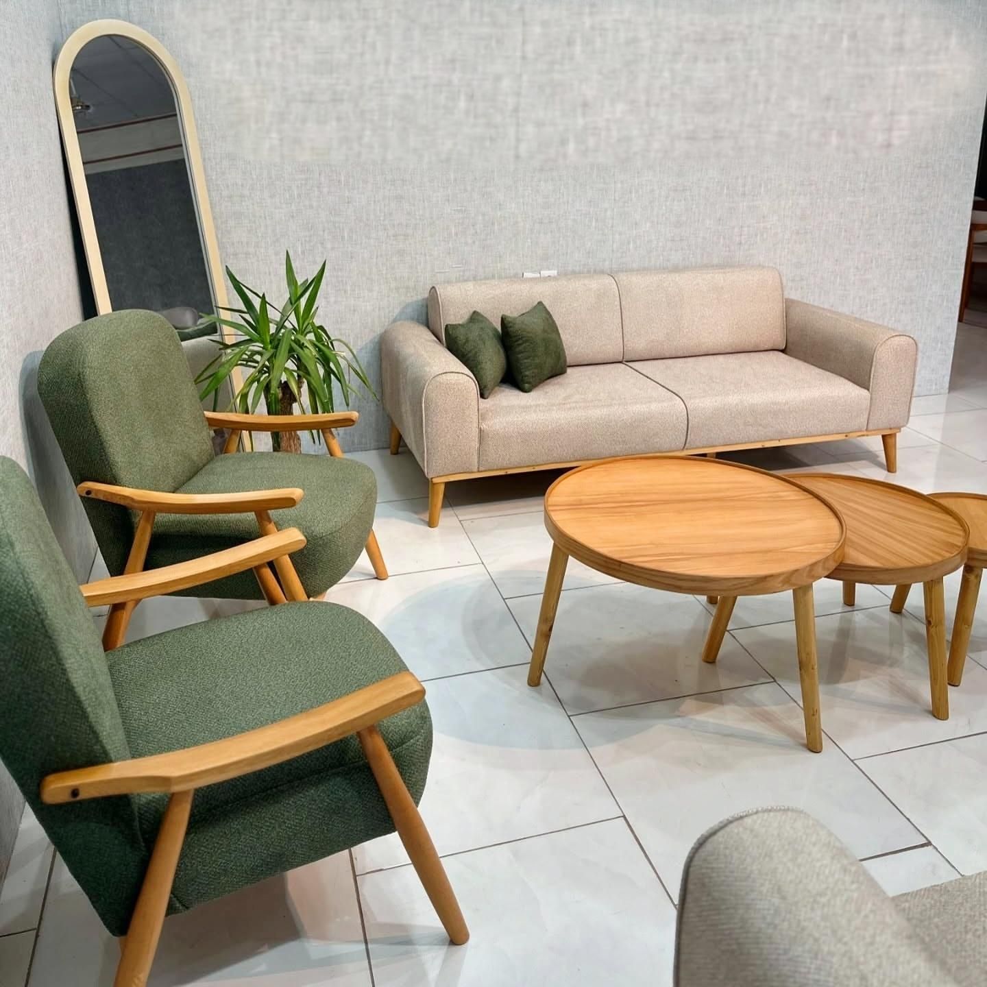 لاماری * تولیدی مبل ولیعصرعج *|مبلمان خانگی و میز عسلی|نهاوند, |دیوار