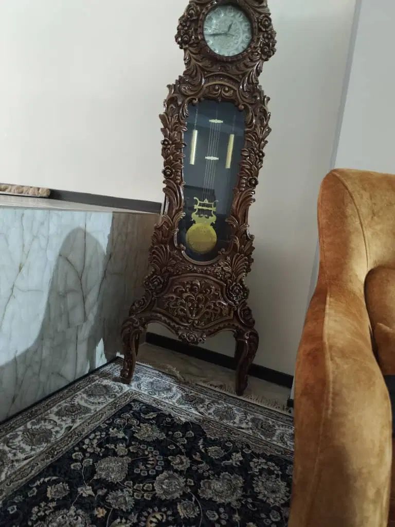 ساعت ایستاده|ساعت|تهران, گلستان (شهرک راه آهن)|دیوار