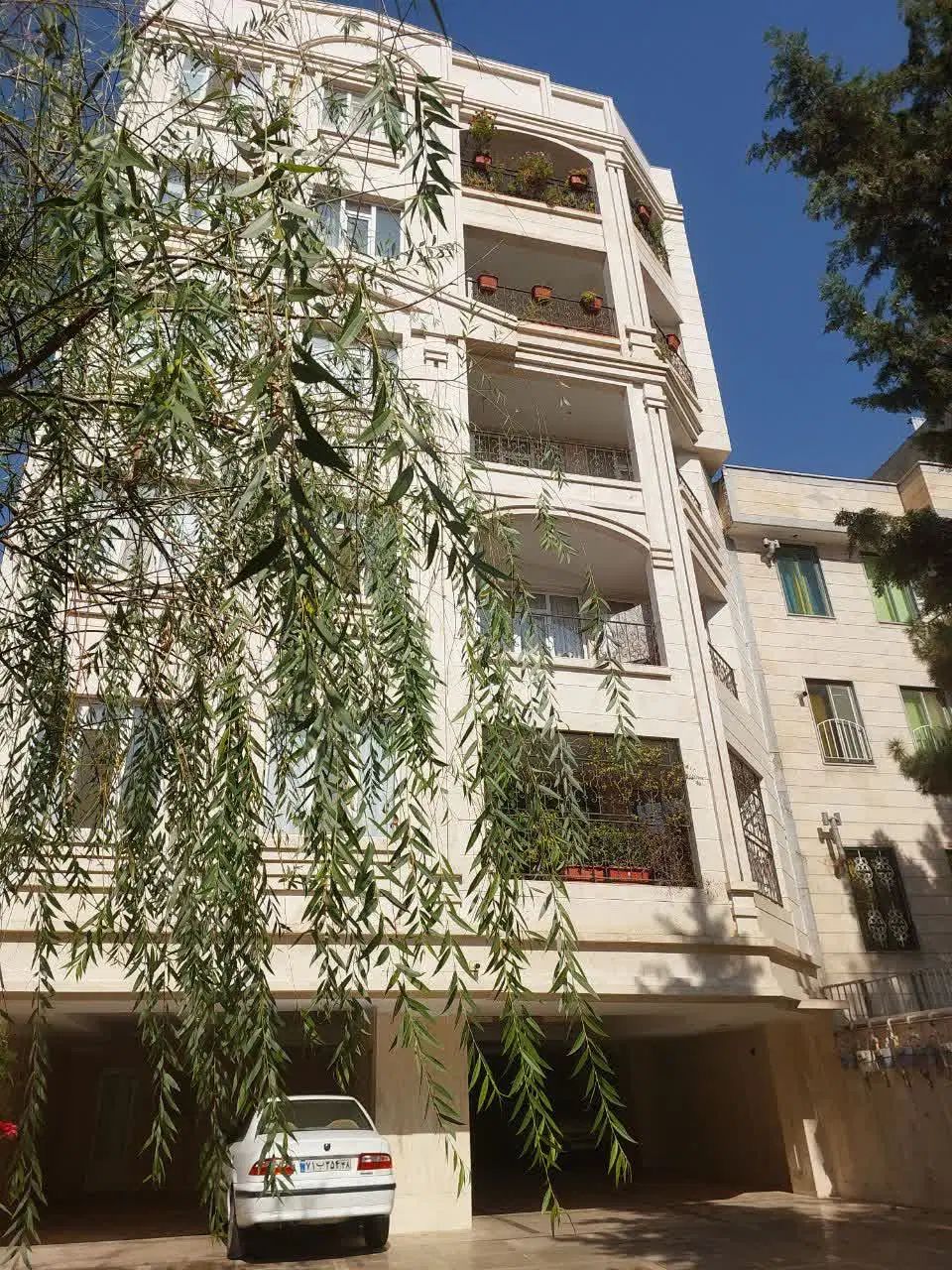 ۱۴۰ متری نما رومی دهقان ویلای اول واقع در یاسر ها|فروش آپارتمان|کرج, دهقان ویلا|دیوار